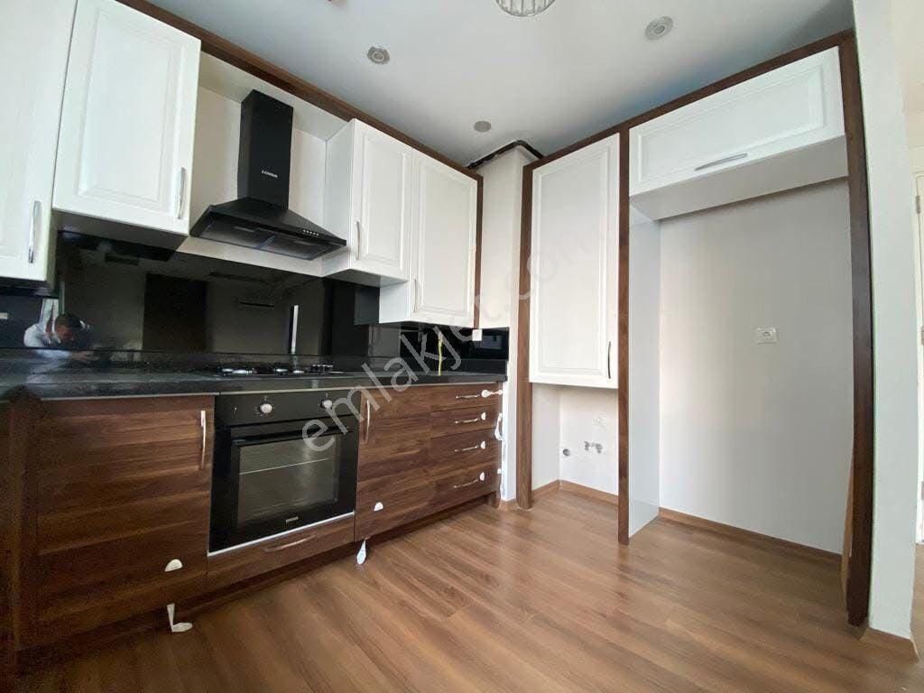 Karınca'dan Gözde Kreş Civarı Yeni 3+1 Kiralık!