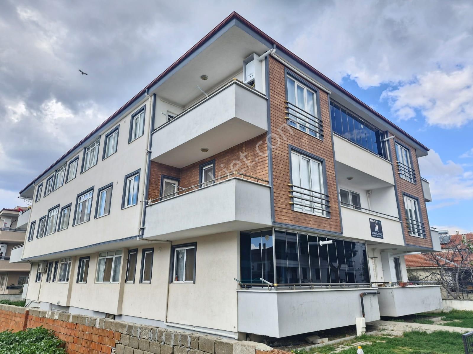 Gömeç Hastane Bölgesinde Satılık Hesaplı 2+1 Daire