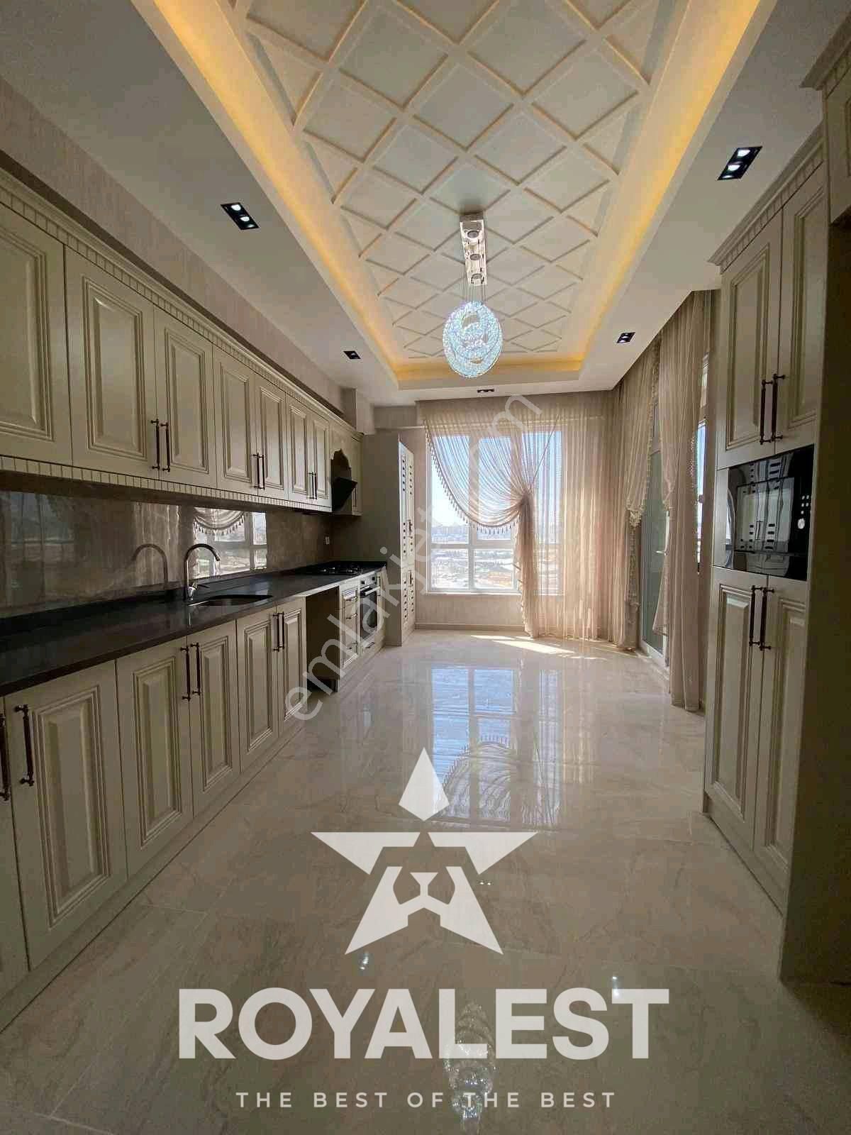Royalest Ten Belkızda Kaçırılmayacak Ultra Lüx Geniş Sıfır Daire