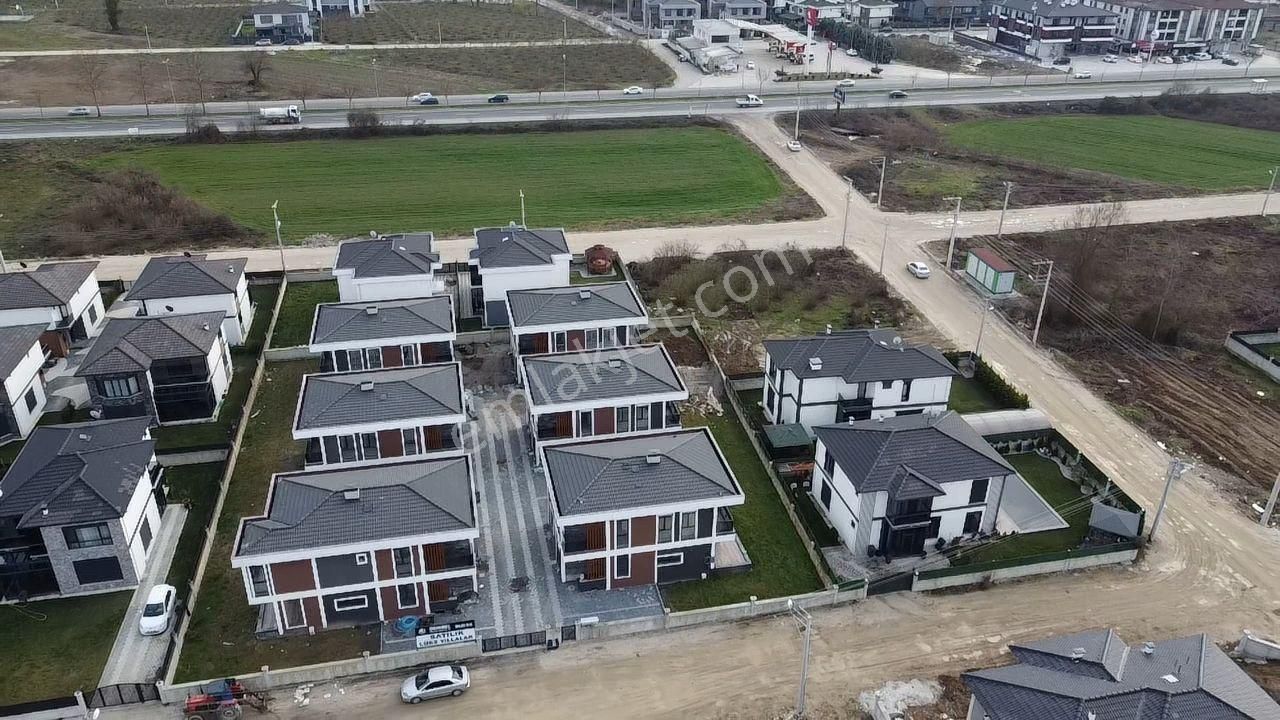 Yahyalar Mahallesinde Satılık 4+1 Sıfır Willa