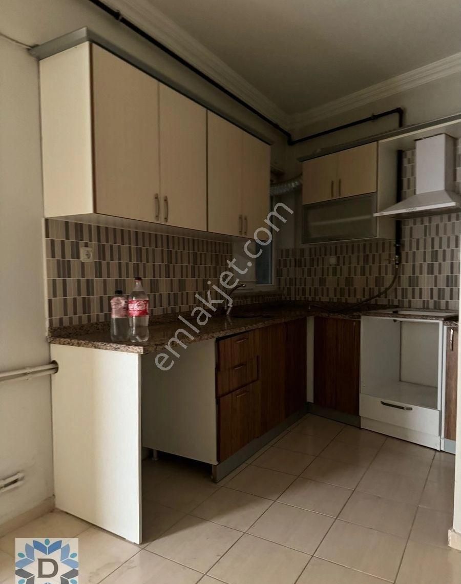Çarşı Merkezde 2+1 140 M2 Kiralık Daire