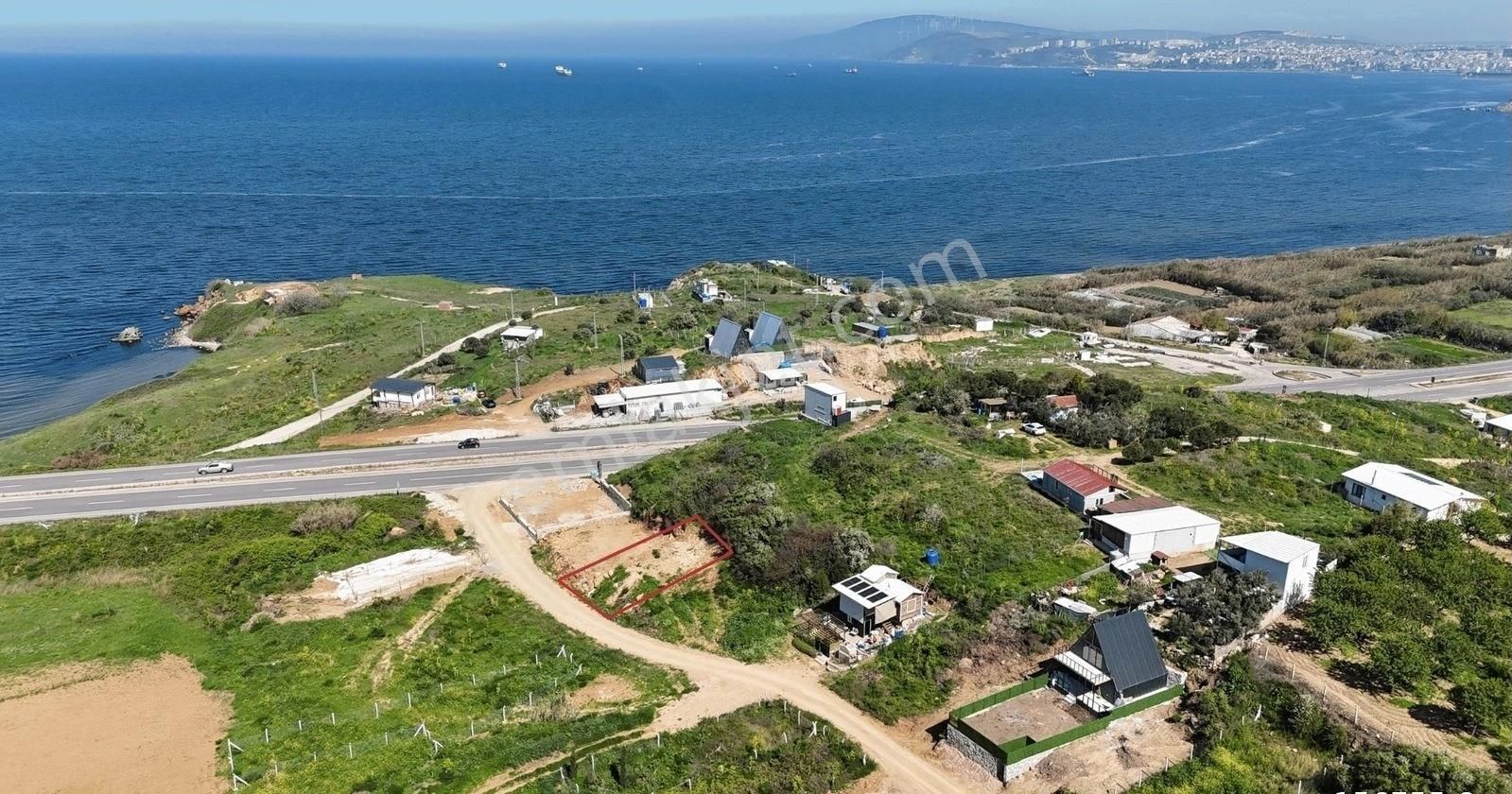 Çalışkanlar Gayrimenkulden Deniz Manzaralı, Yola Sıfır Arsa – Bandırma Çalışkanlar’da Kaçmaz Fırsat!