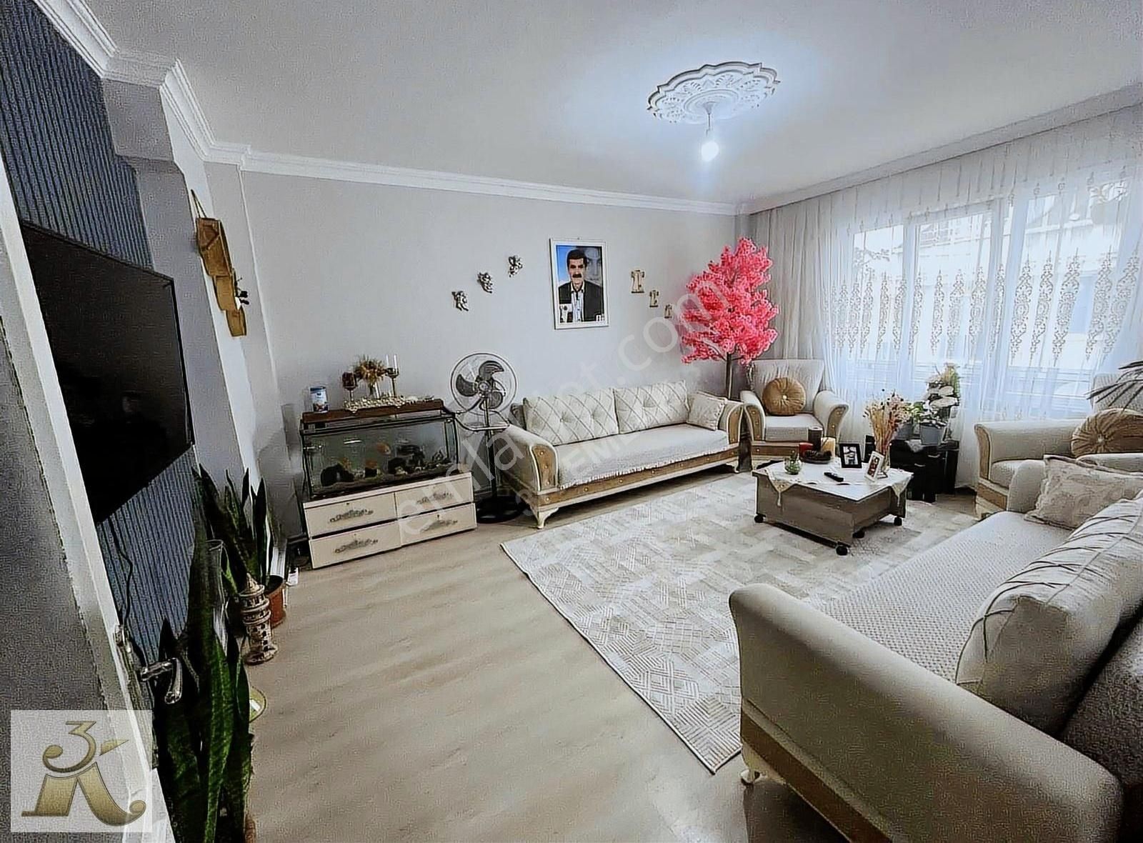 3k Emlaktan Satılık Merkezi Konum Masrafsız 2+1 Daire