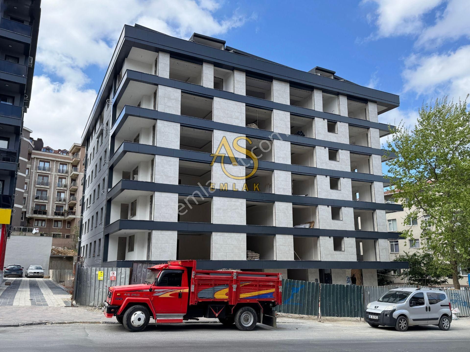 As Emlak'tan 3+1 Cadde Üzeri Ofise Uygun 135m2 Otoparklı Daire