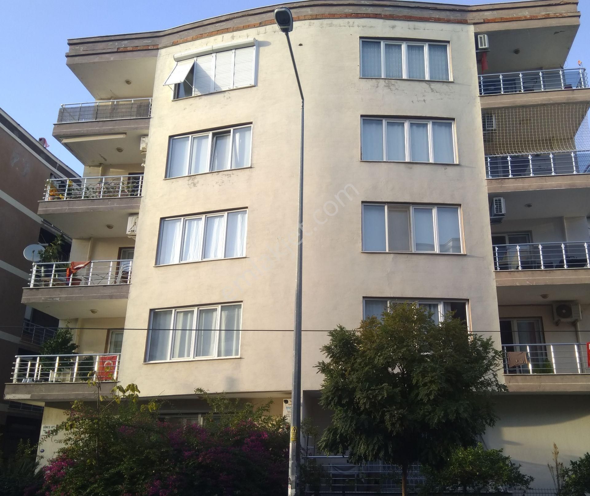 İzmir Menderes Kemalpaşa Mah.satılık Bakımlı 3+1 140 M2 Daire
