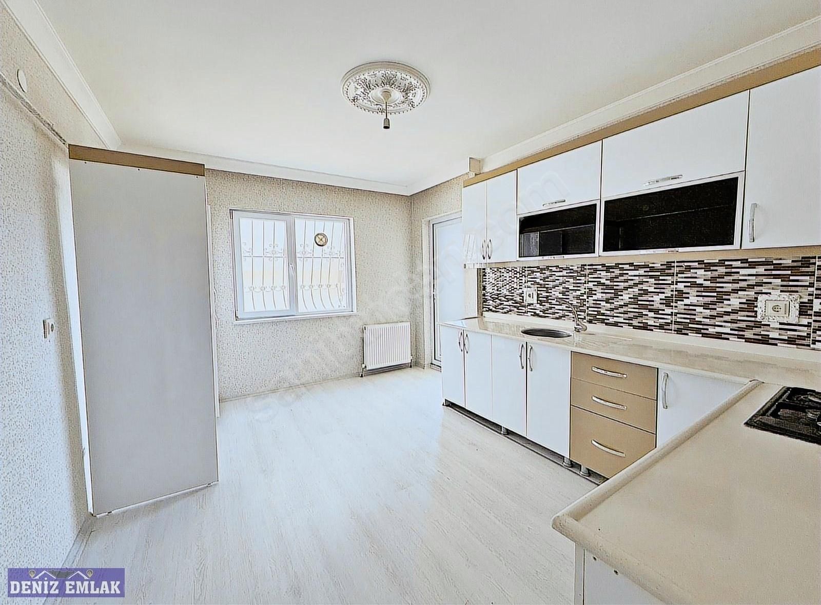 Denizden Okullar Bölgesinde Park Cepheli Geniş Oturm 3+1 Y.giriş