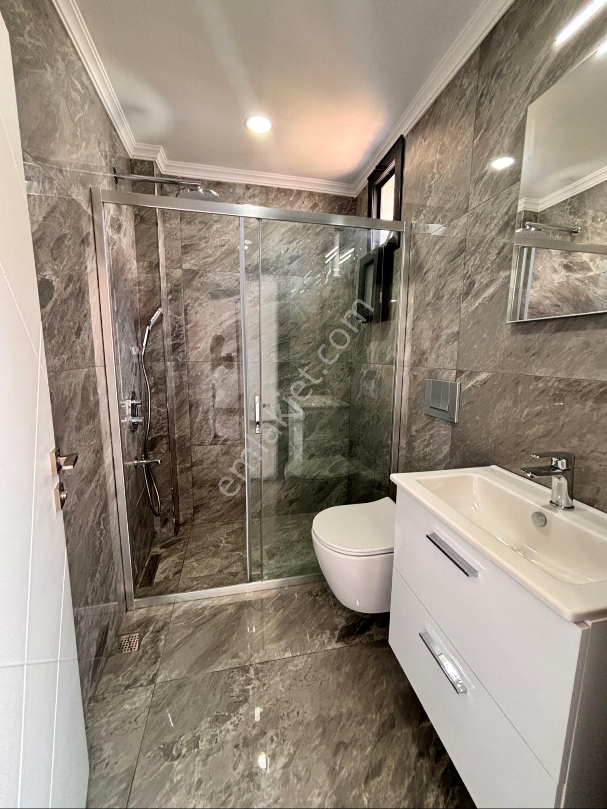 Didim'de Ortak Havuzlu Sitede 3+1 Sıfır Villa - Görsel 14