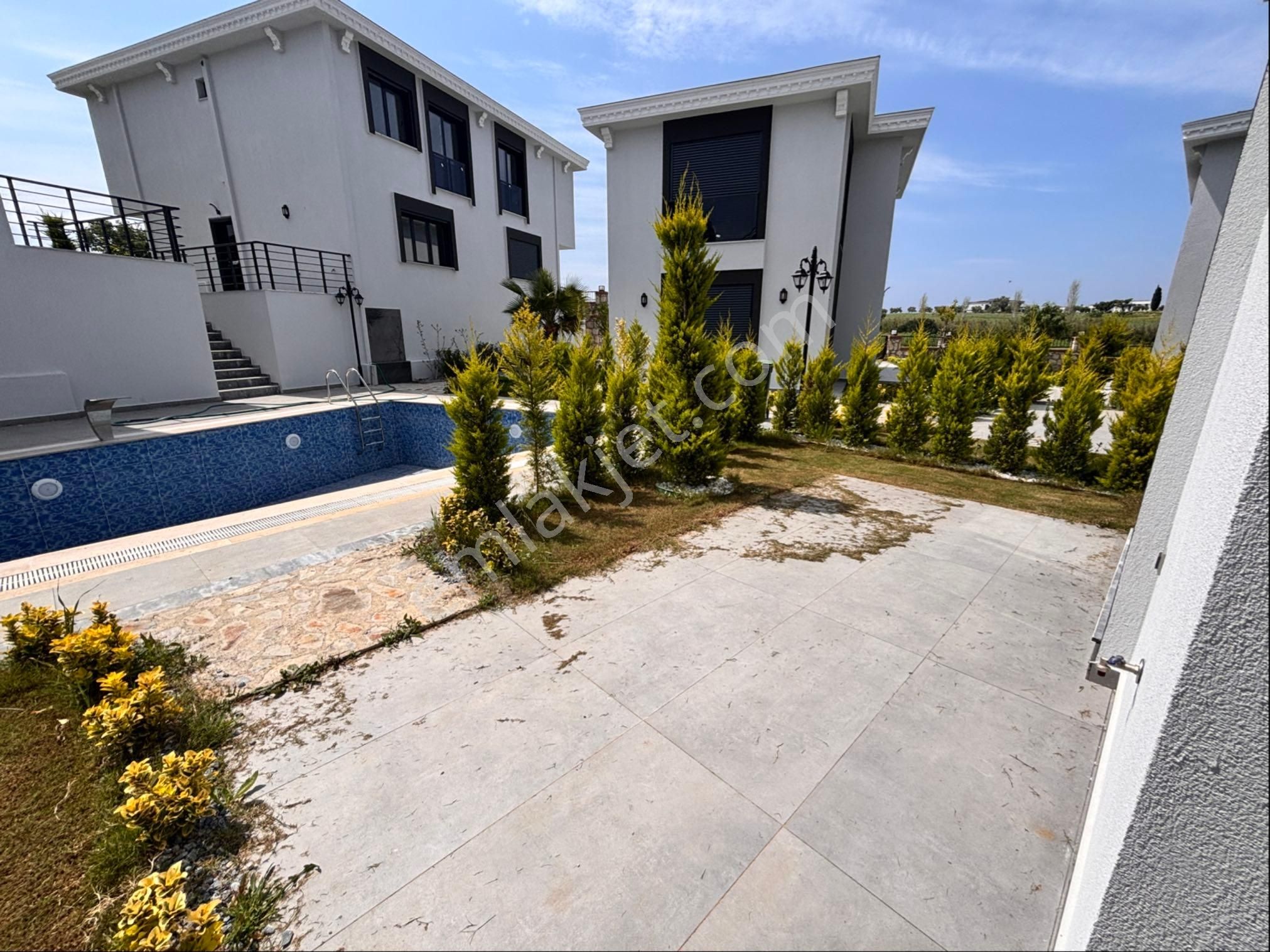 Didim'de Ortak Havuzlu Sitede 3+1 Sıfır Villa - Görsel 6