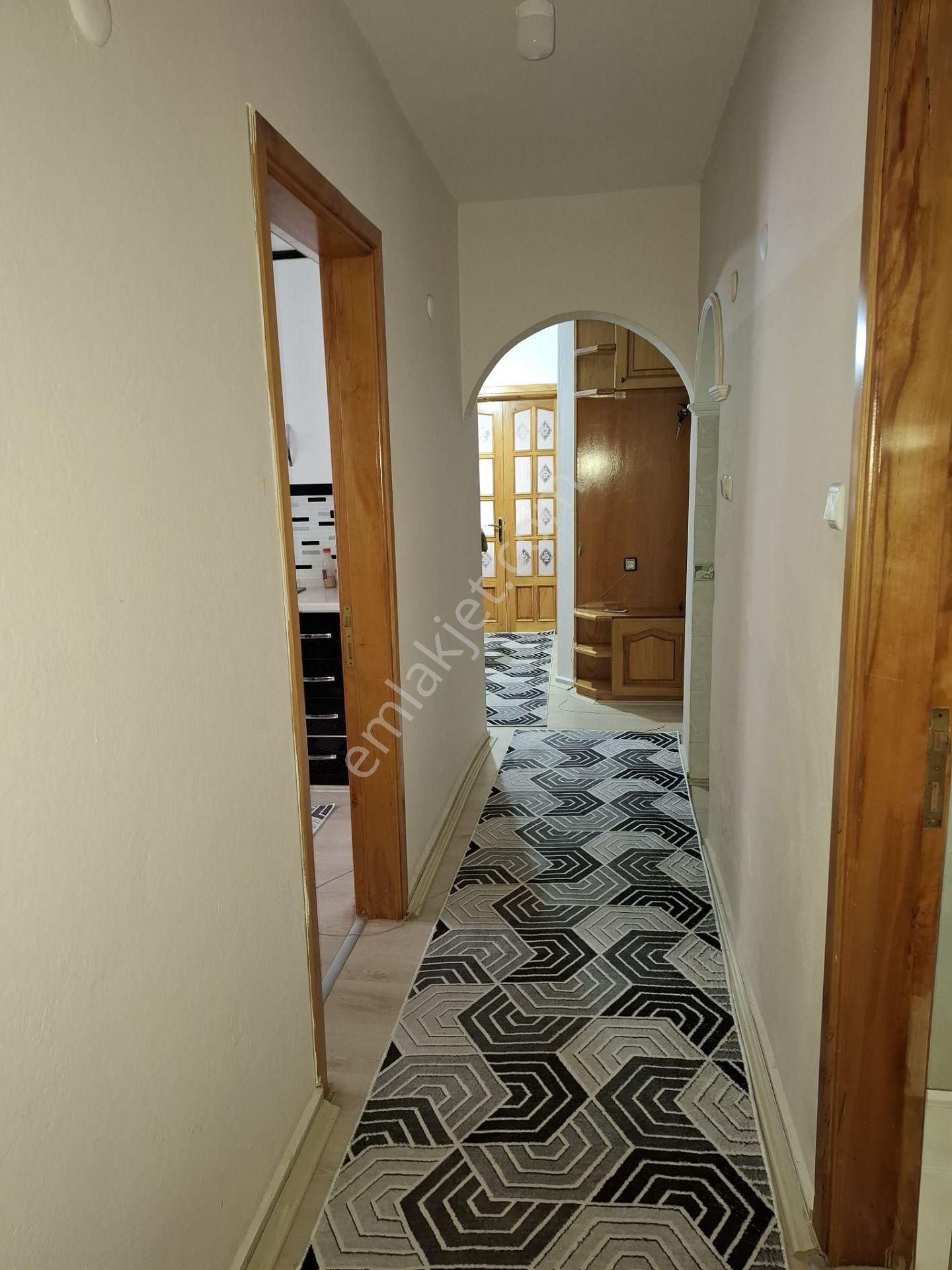 Babadağlı Emlaktan Yıldıztepenh Merkezde 3+1 Daire Satılıktır