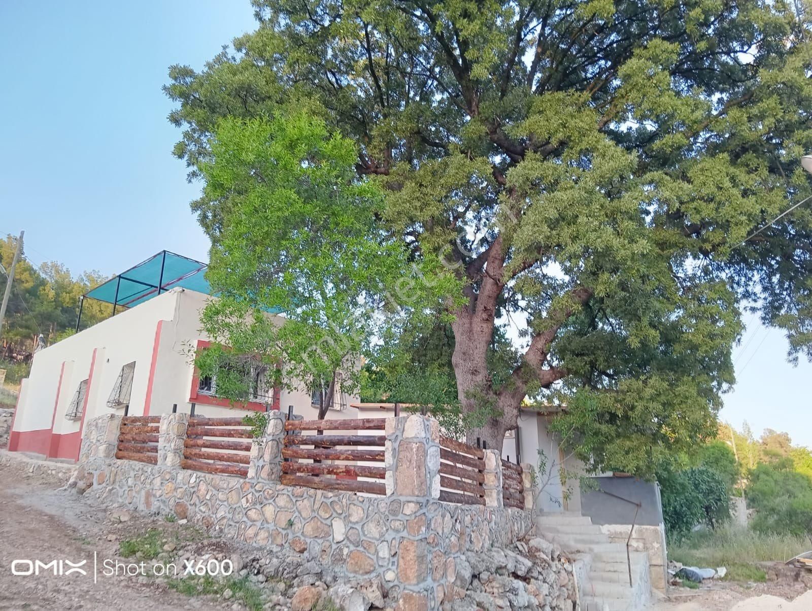 Silifke Çaltıbozkır’da Satılık 1 + 1 Yayla Evi