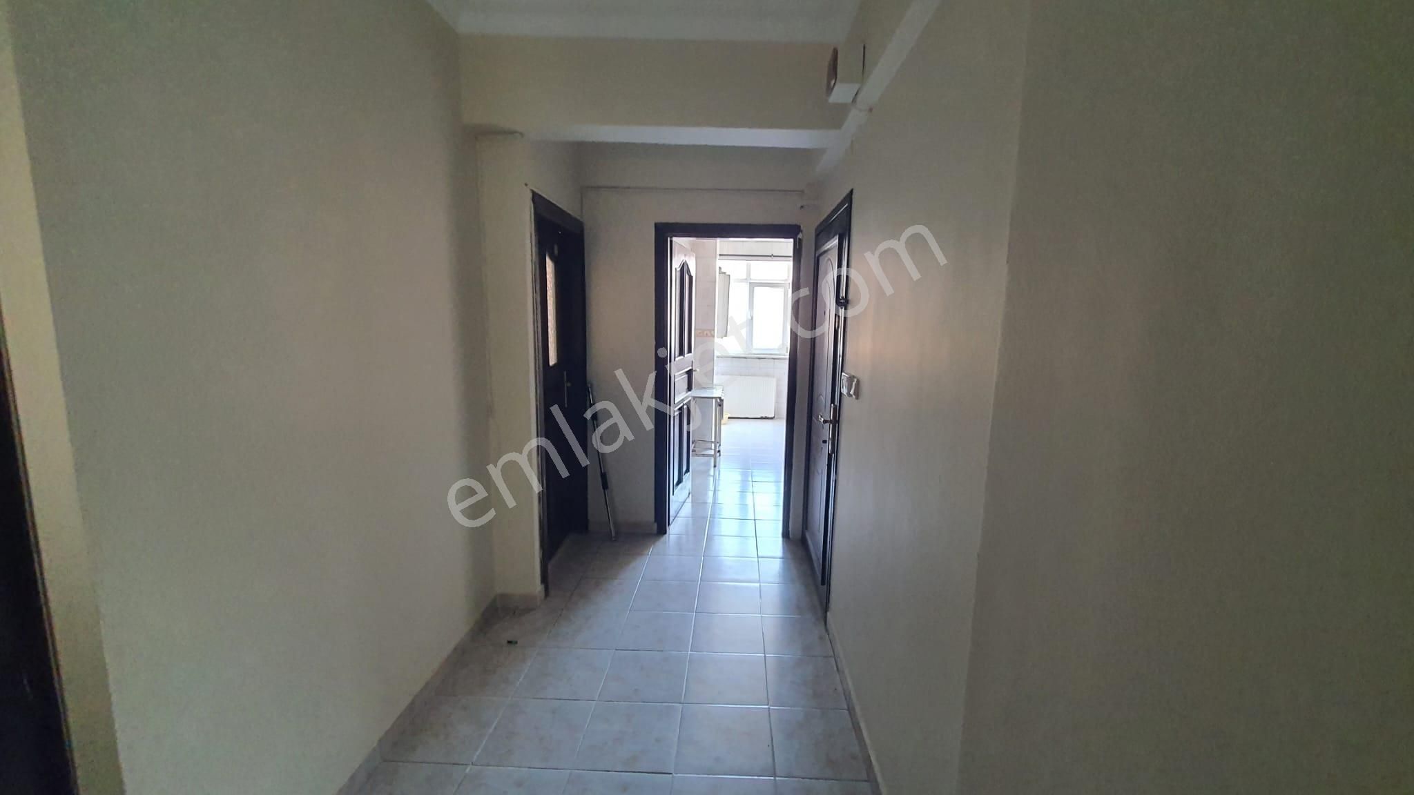 Ümraniye Çamlık Çakmak Armağanevler Kiralık Daire Metro Yürüme Mesafesi Temiz Daire 3+1 Yabancıya - Görsel 9