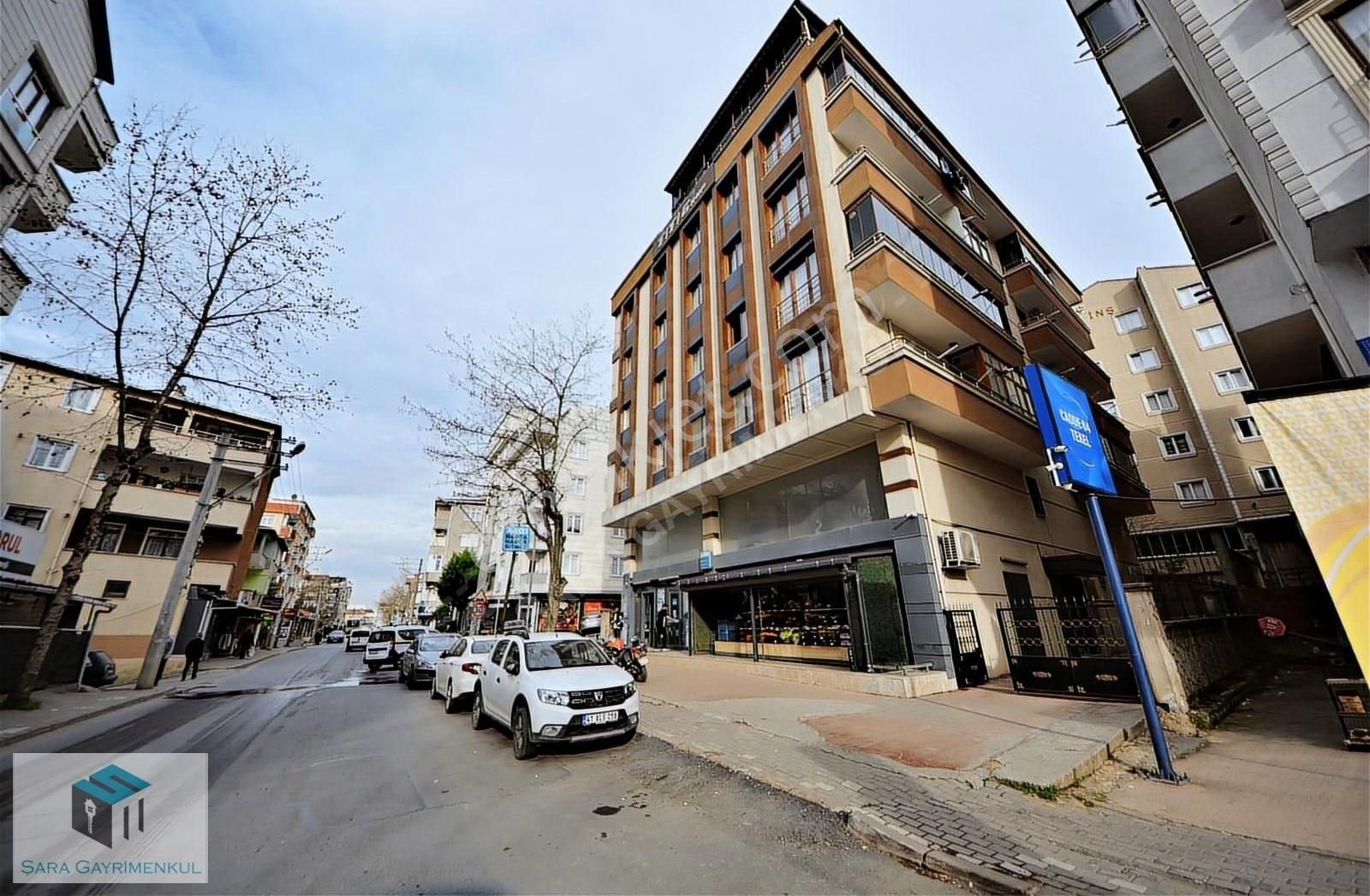 Arapçeşme Kavak Cd 3.kat 2+1 Asans.iskanlı Belediye Yanı 100 M2