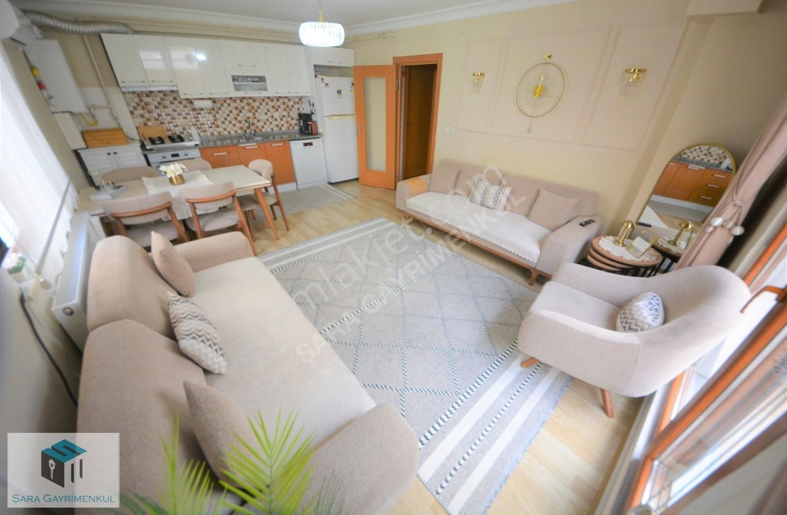 Gebze Belediye Yakını 7 Yaş 2+1 İskanlı Balkonlu Giriş Daire