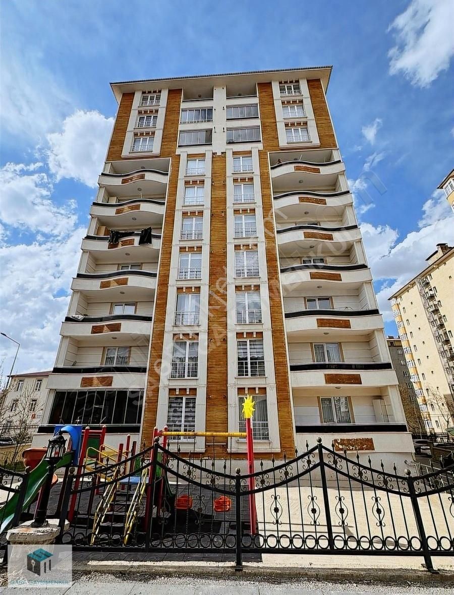 Şara Emlak'tan Yıldızkent'te 4+1 Lüx Daire