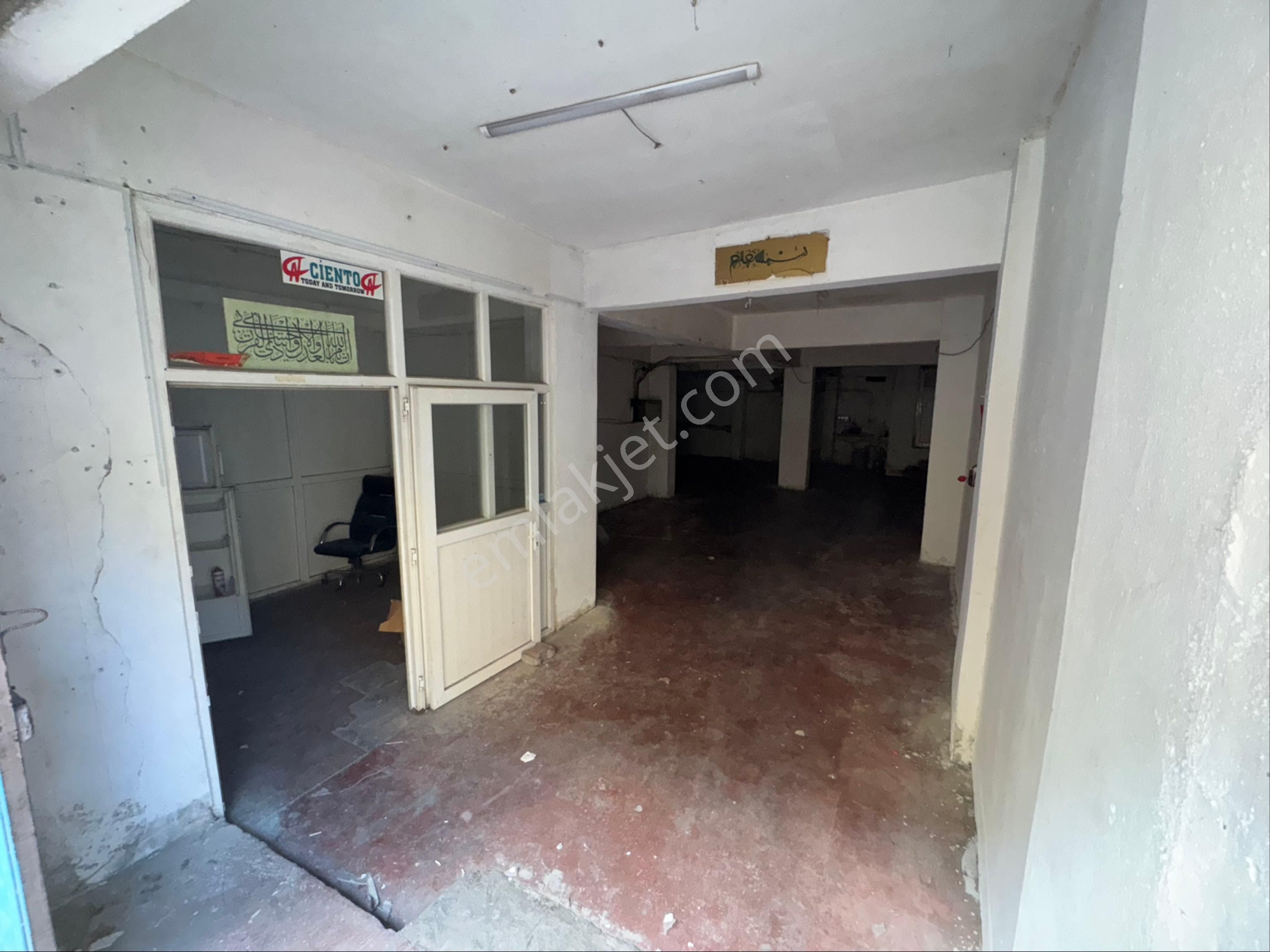 Zaferyapıgayrimenkulden Kiralık Düzgüriş Dükkan 200m2 Ototamireuygun İstanbul Sultangazi Cebecimahde