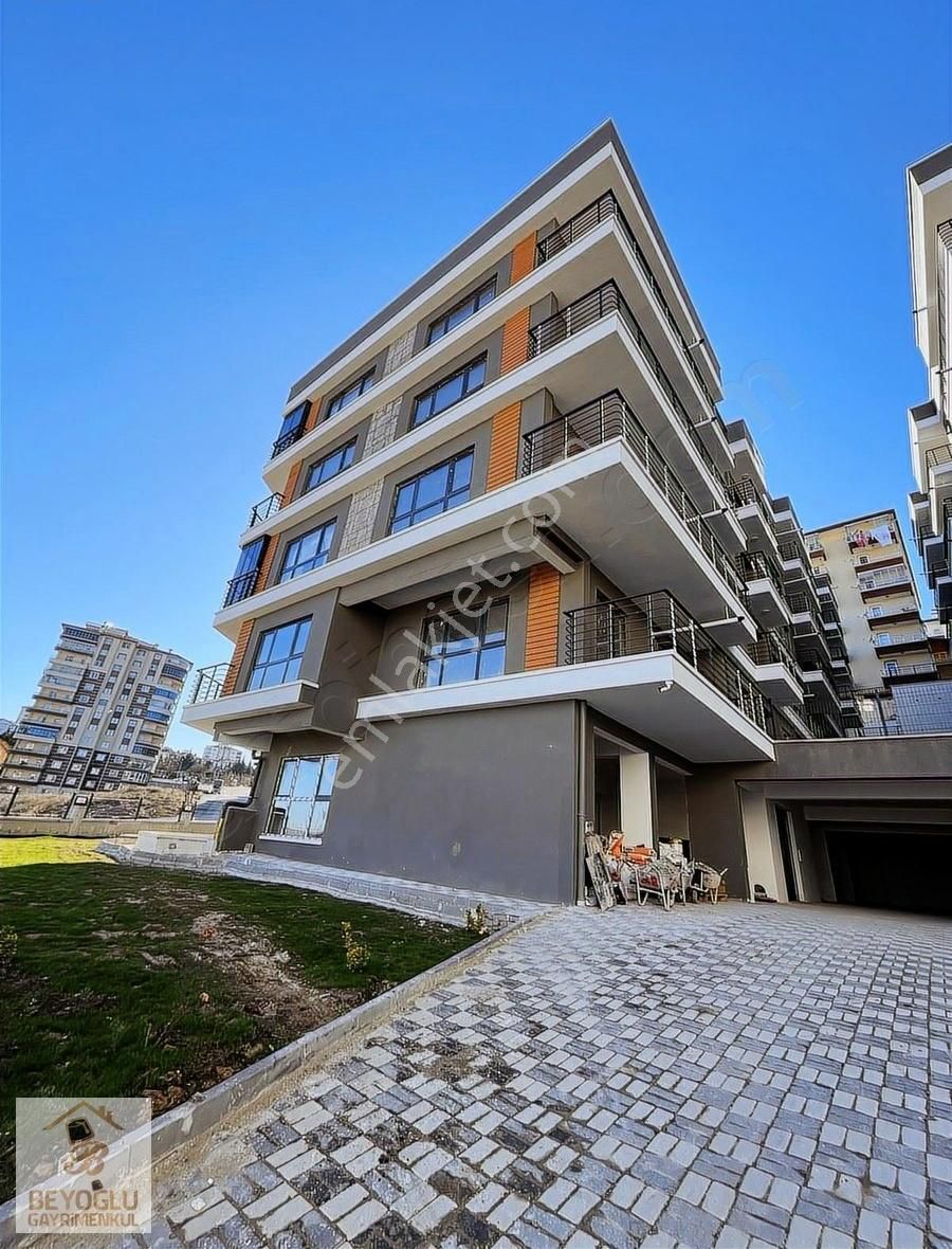 Beyoğlu'ndan Ara Kat Şık Dizaynlı█ Sıfır█ 3+1 Site Dairesi