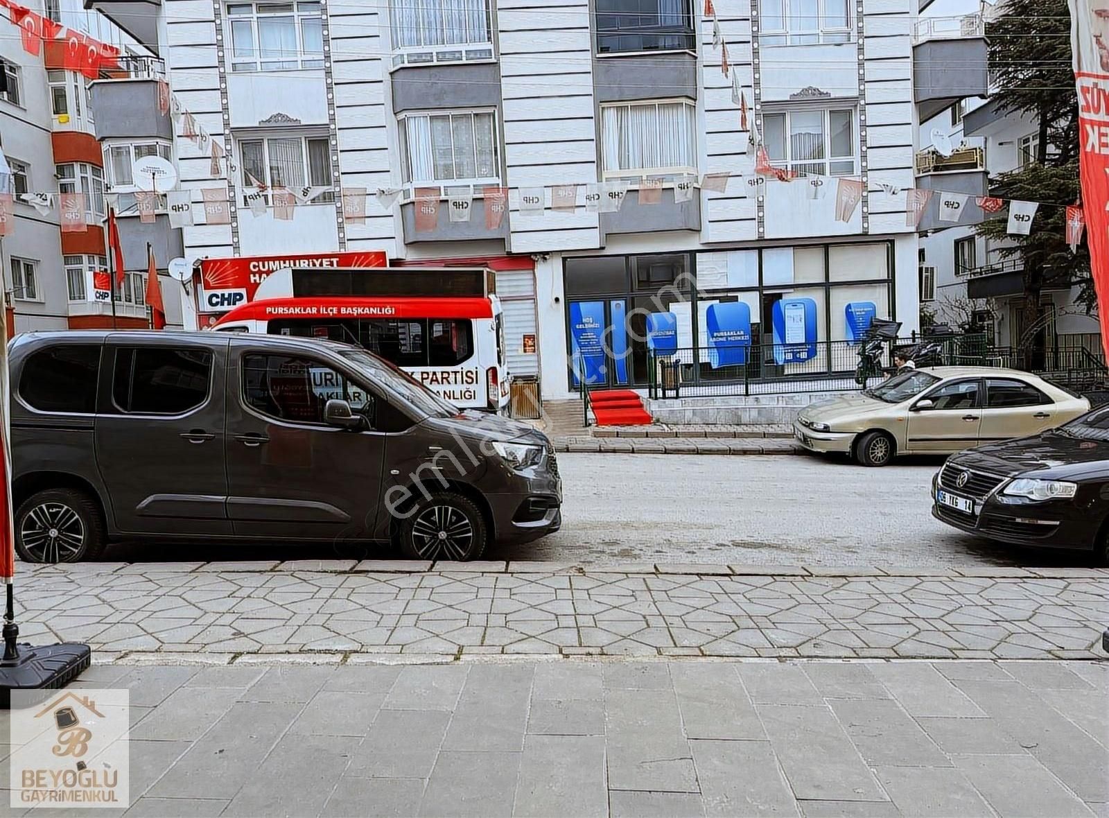 Beyoğlun'dan Başkent Doğalgaz Karşısı Merkezde Satılık Dükkan