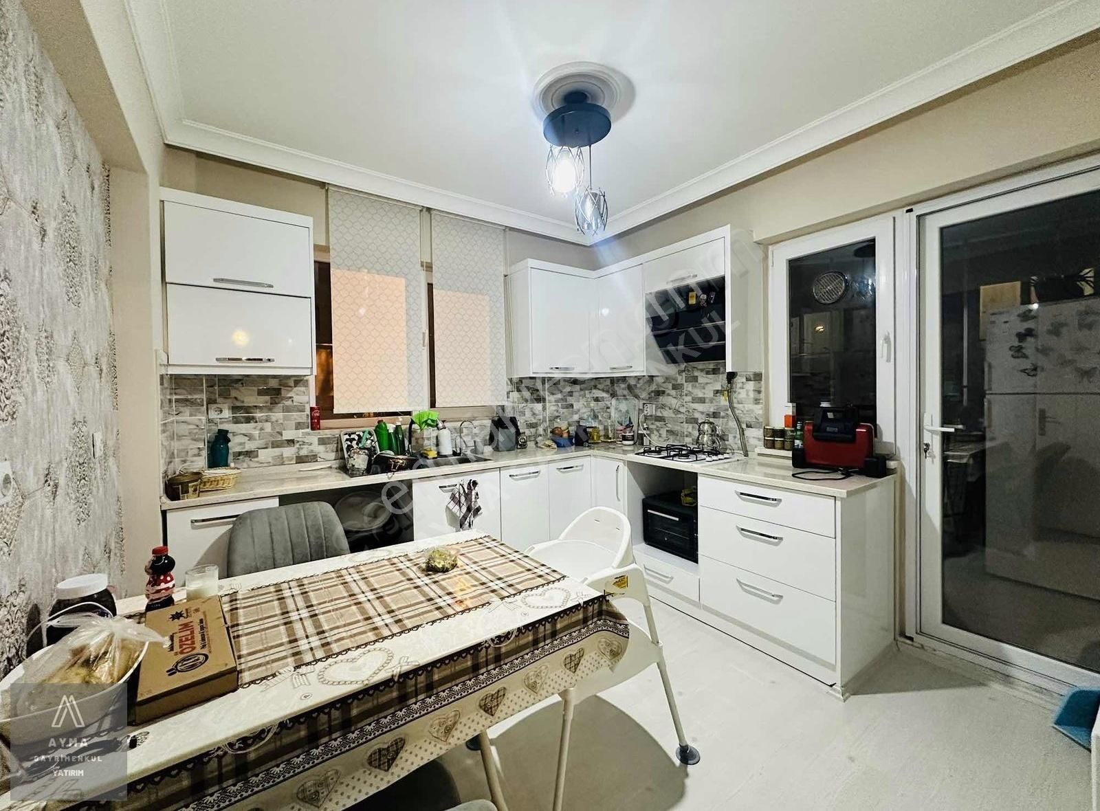 Ayma'dan Sakarya Mah Yeni Binada Ara Kat 2+1 Satılık Daire