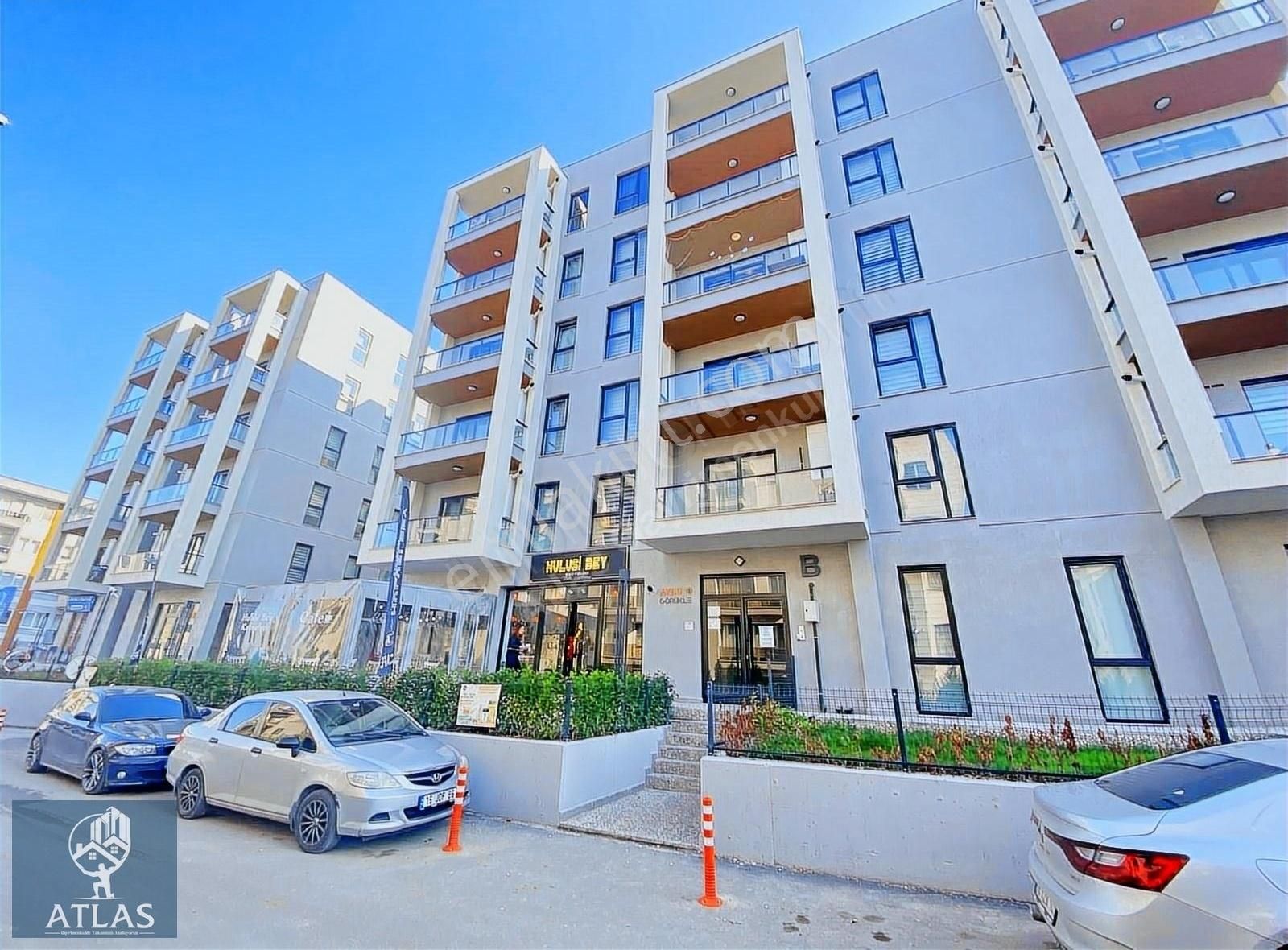 Atlas'tan Görükle De Avlu 3 Sitesinde Satılık Eşyalı Daire