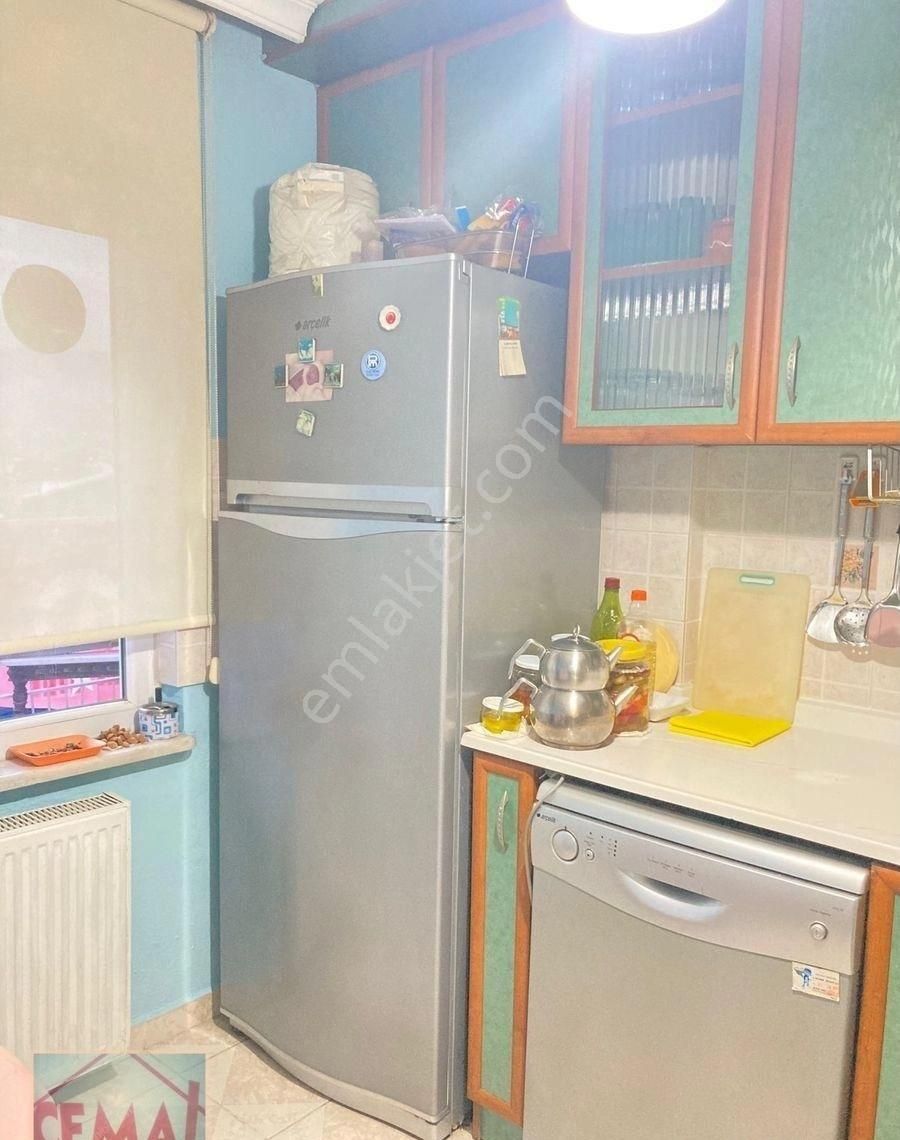 Cemal Emlak Bursa Yıldırım Namazgah 3+1 Daire