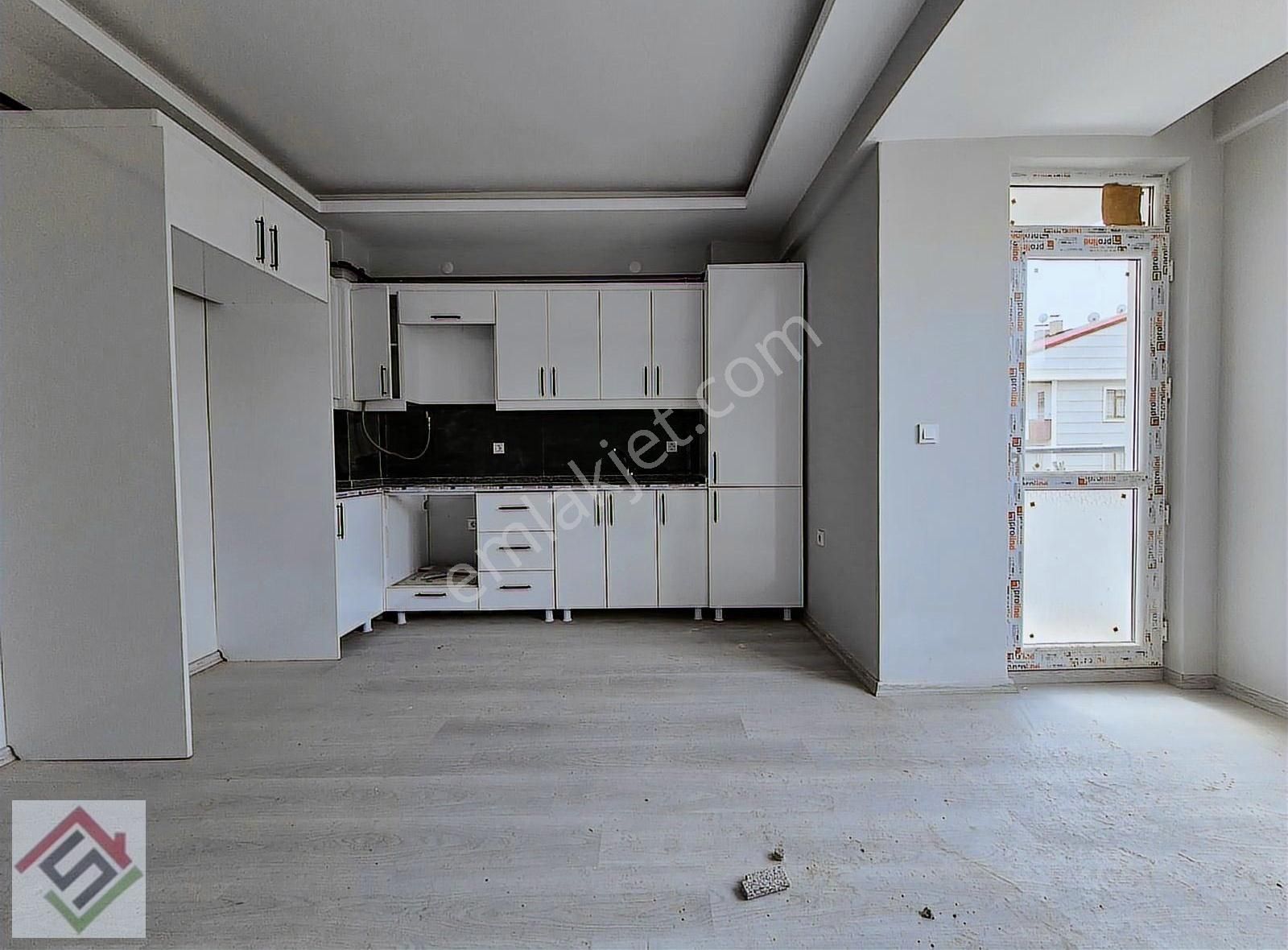 Sağlam'dan Merkezi Konumda Ara Kat Satılık 1+1 Daire