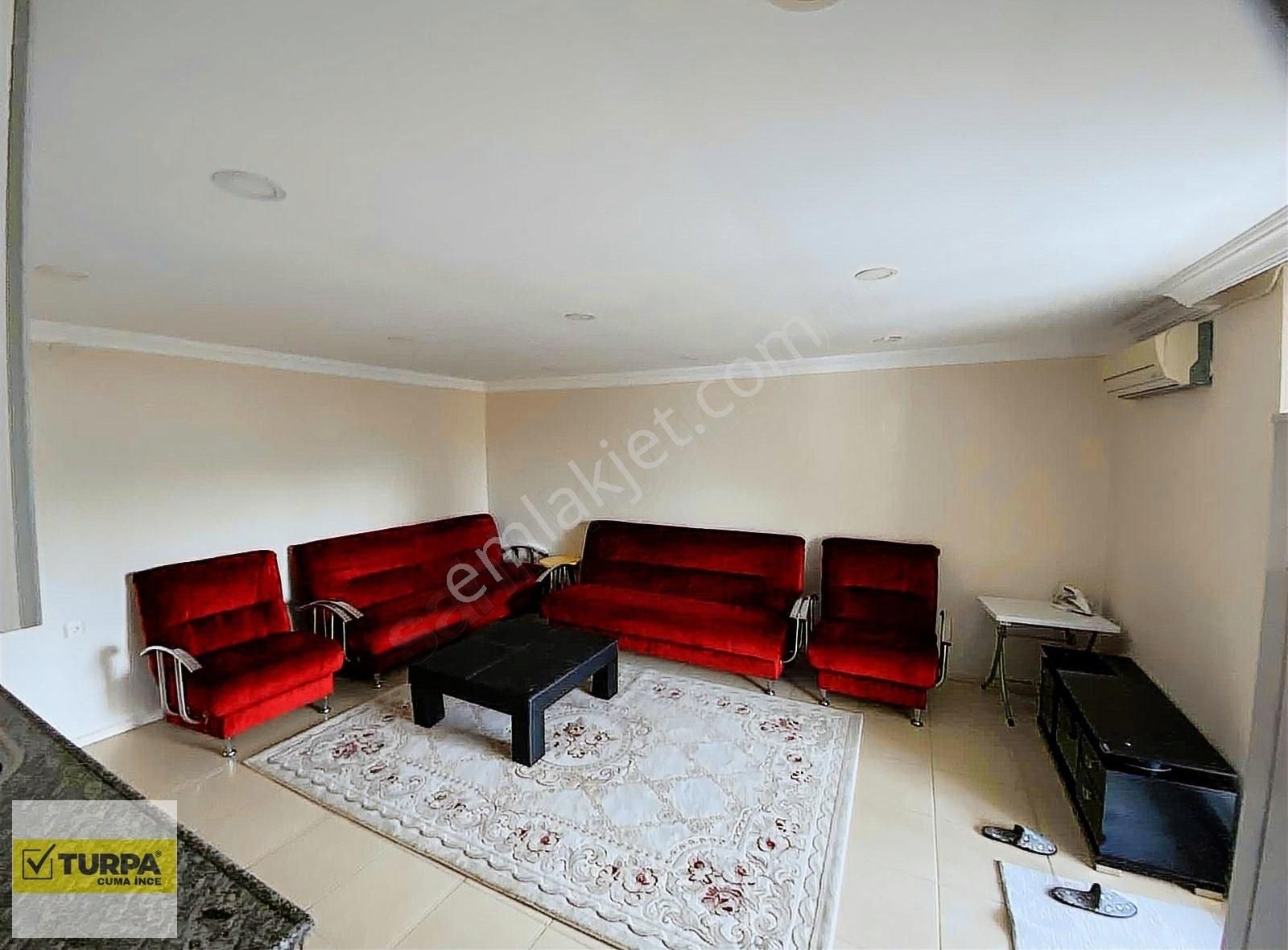 Beyazevler Mah' De 1+1 Eşyalı Kiralık Teras Kat