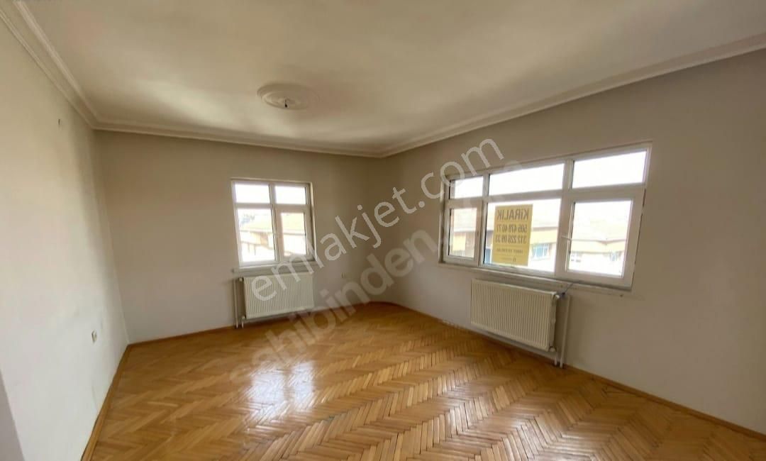 Ankara Ertuğrulgazide 3+1 Sonkat Sitede Salon Bağımsız Satılık Daire