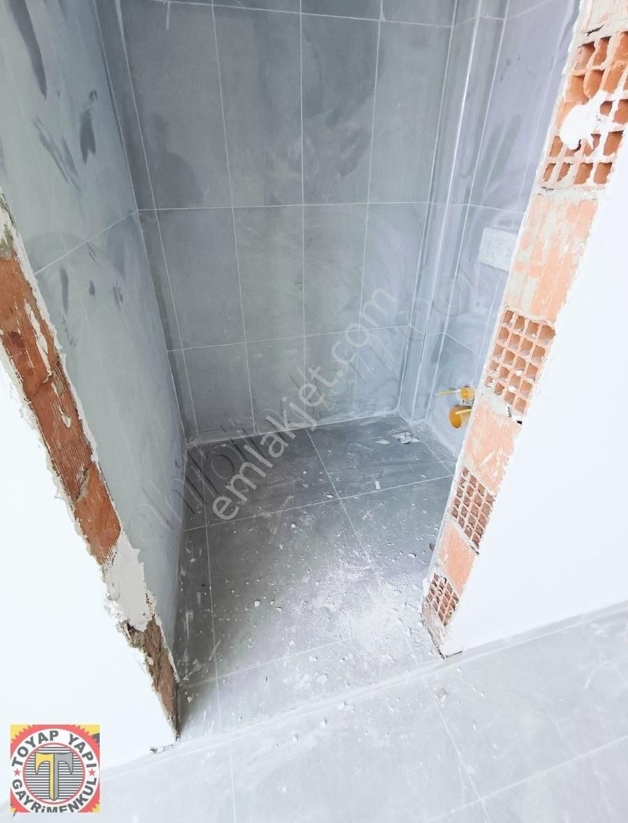 Sultangazi Tramvay Caddesi'nde 500m² Kiralık Dükkanlar - Görsel 12