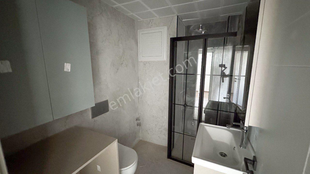 Kepez Demirel'de İskanlı Site İçerisinde 1+1 Satılık Daire