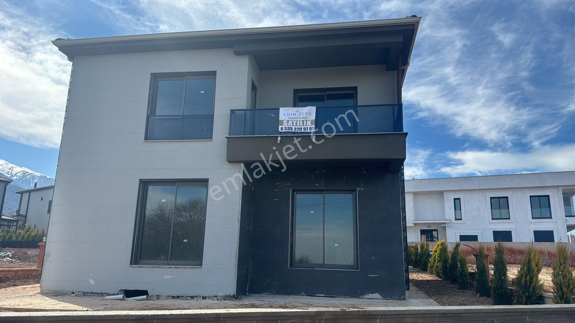 Denizli Ğöveçlikte Satılık Na Tamam Villa