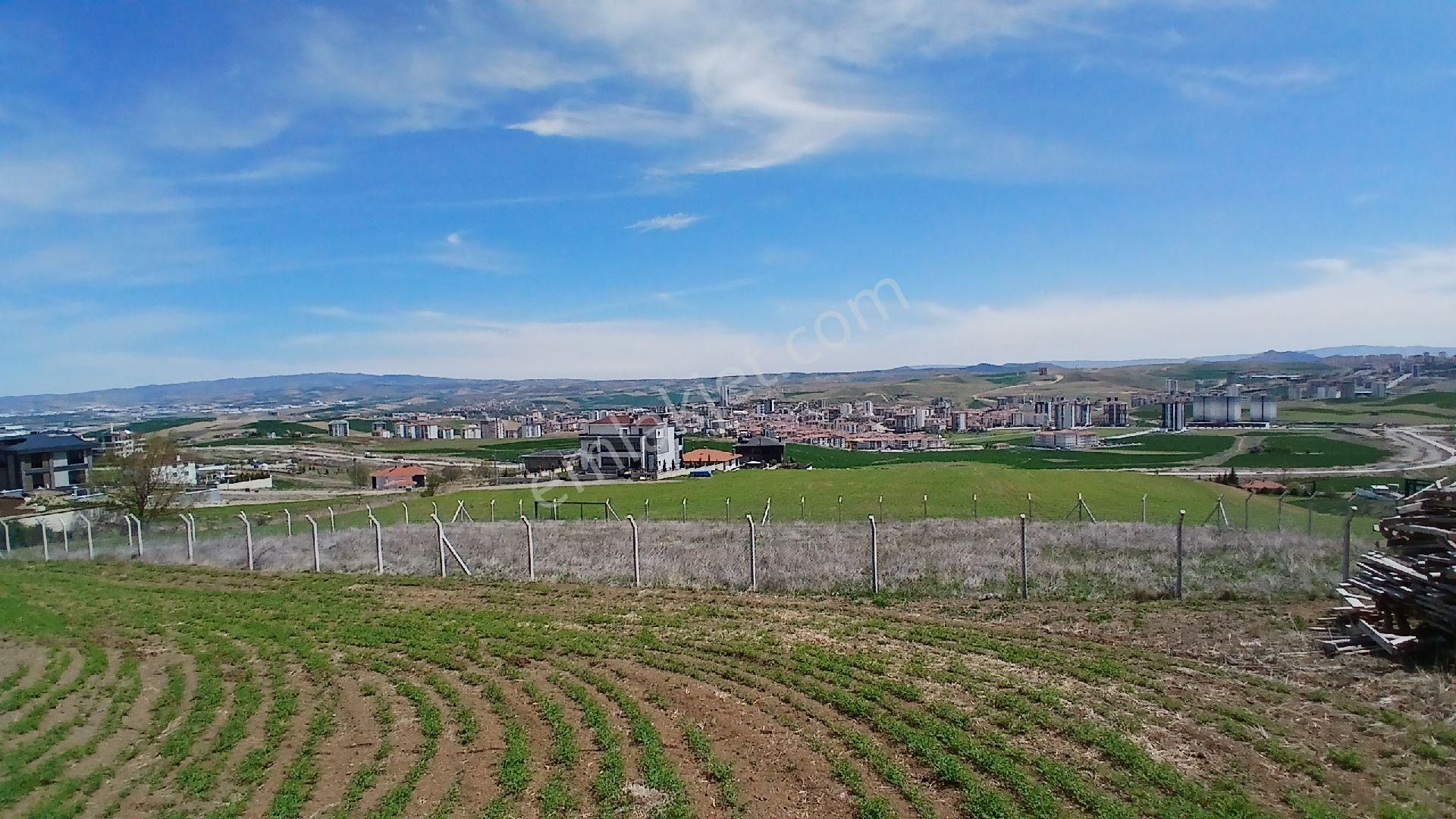 Çiğnitaş Emlak*pursaklar Saray Manzaralı 1600 Metre İmarlı Villa Parseli