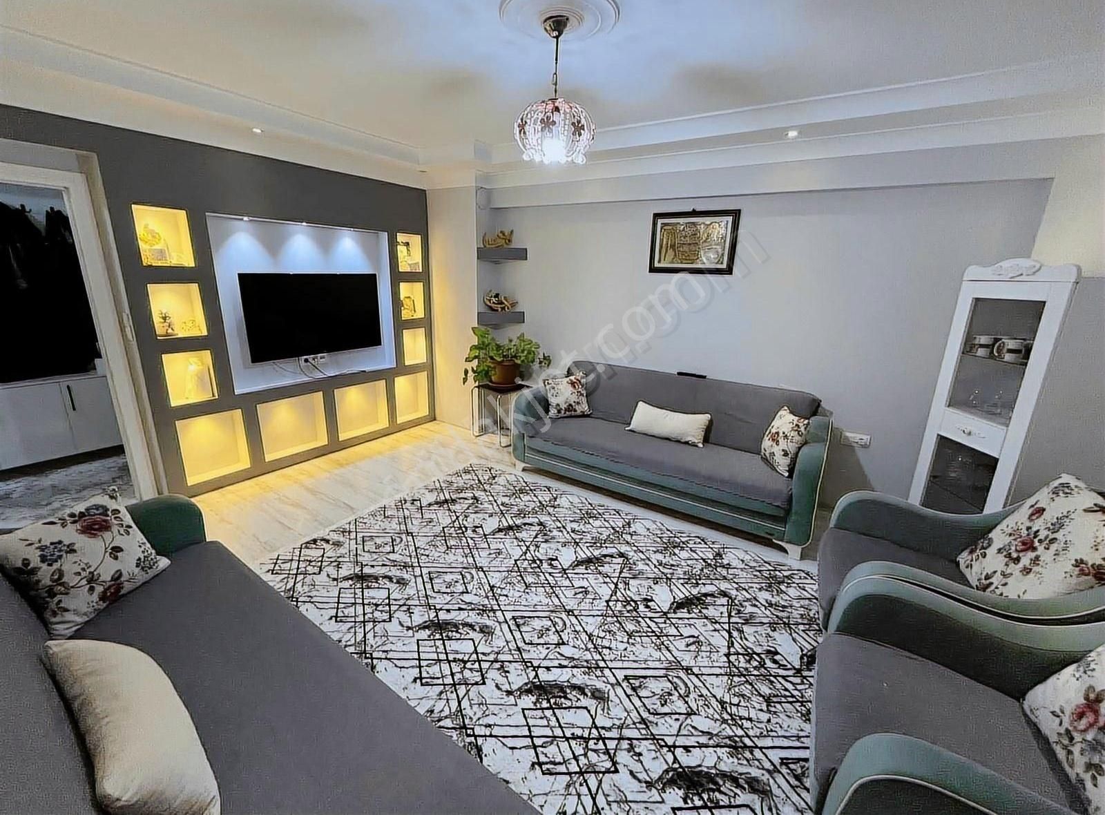 Onurlu'dan Ful+ful Yapılı Şehir Manzaralı Satılık 4+1 Teras