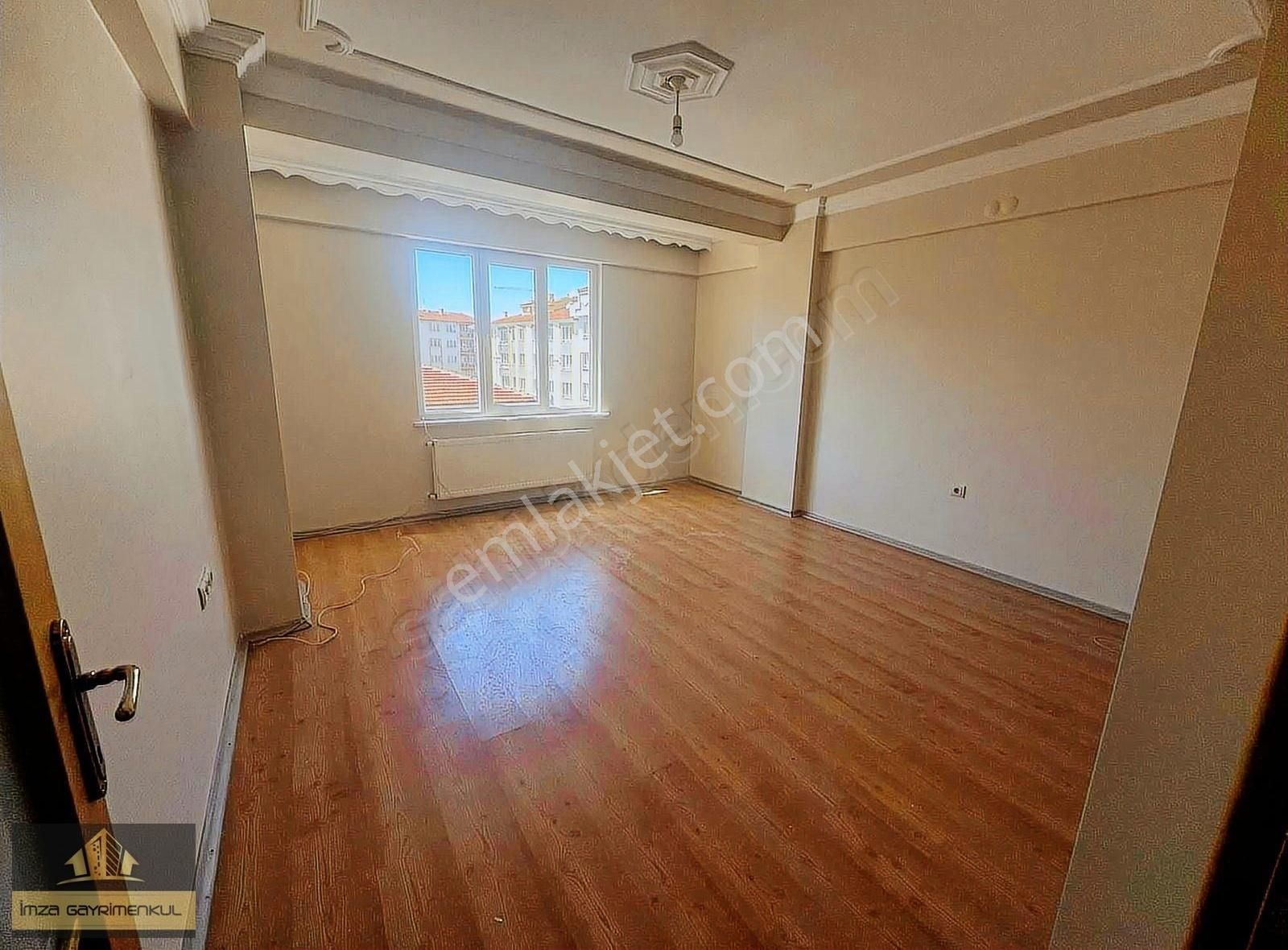 İmza'dan Fatih Mahallesi'nde 3+1 Geniş Ara Kat Kiralık Daire