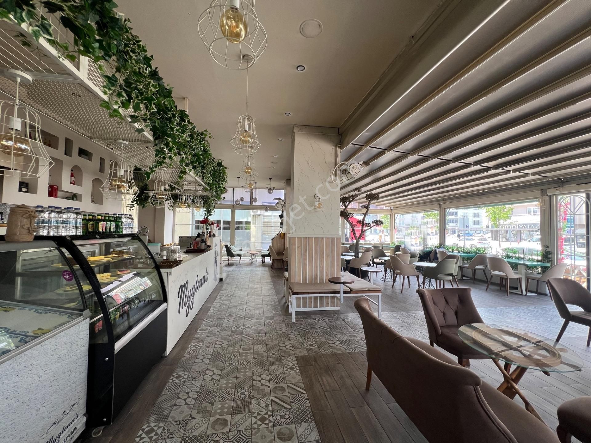 Savaştepe Cad. Emsalsiz Kurulu Düzen Hazır Cafe & Restaurant
