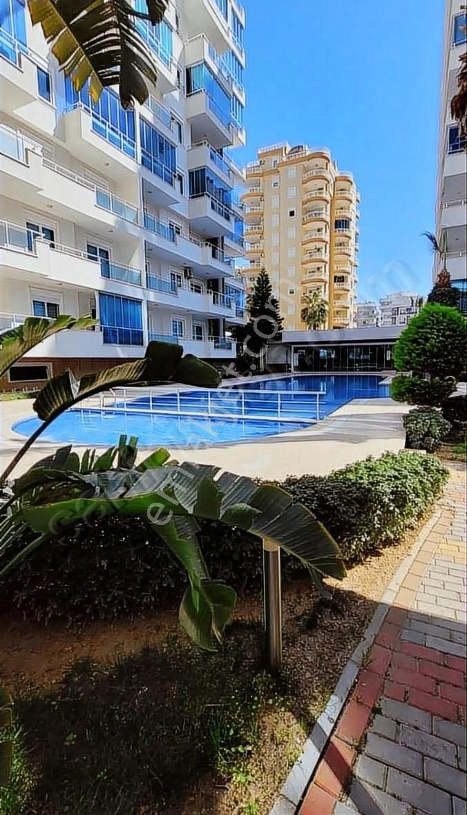 Çakır Residence 2+1 Satılık Daire Mahmutlar Havuz Manzaralı