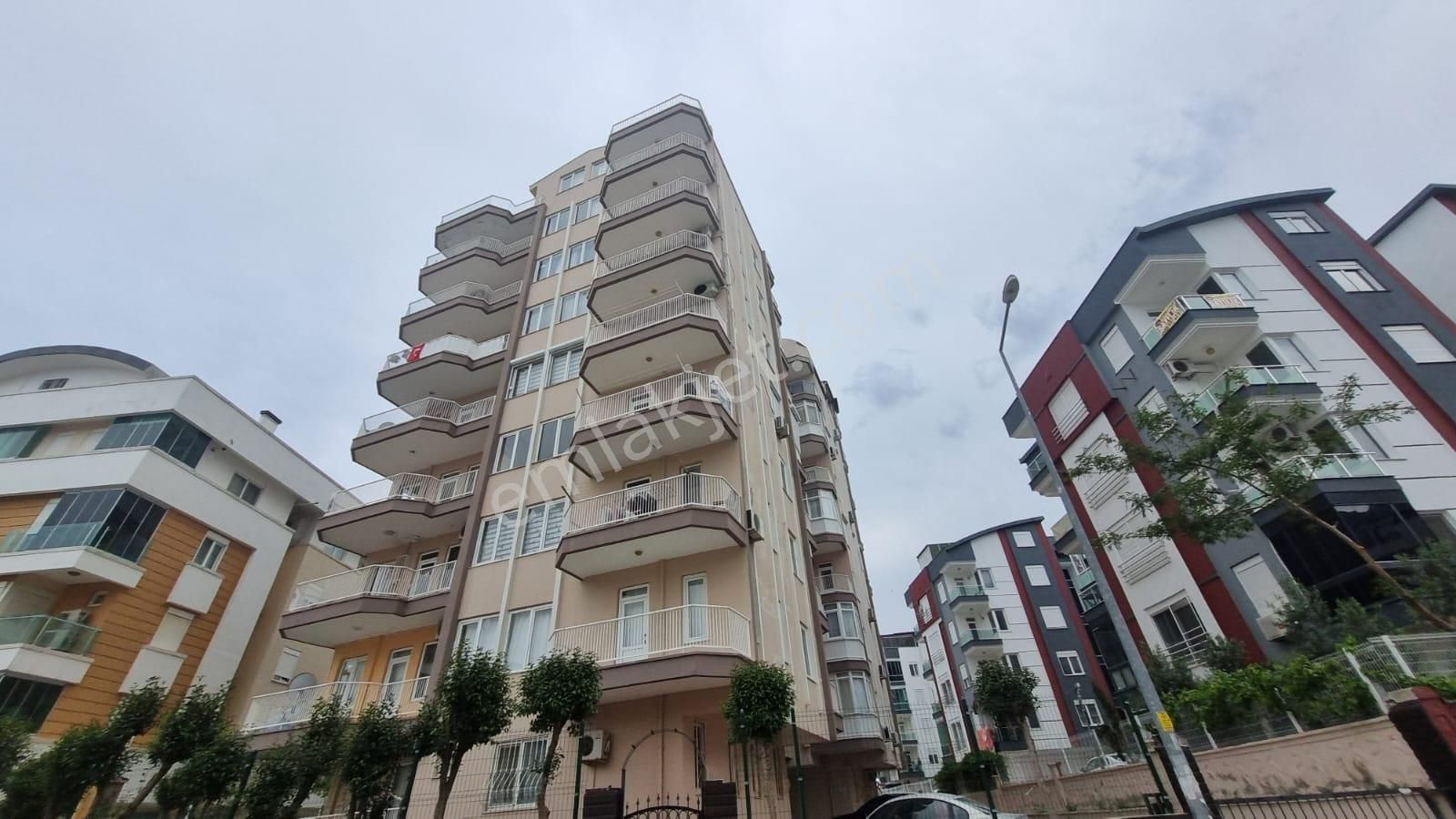 Konyaaltı Sarısu'da Site İçerisinde 3+1 Kiralık Daire