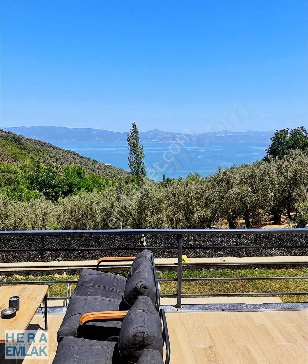 Ahşap Ve Doğal Taşın Bir Araya Geldiği Muhteşem Bir Mimari Yapı - Görsel 5