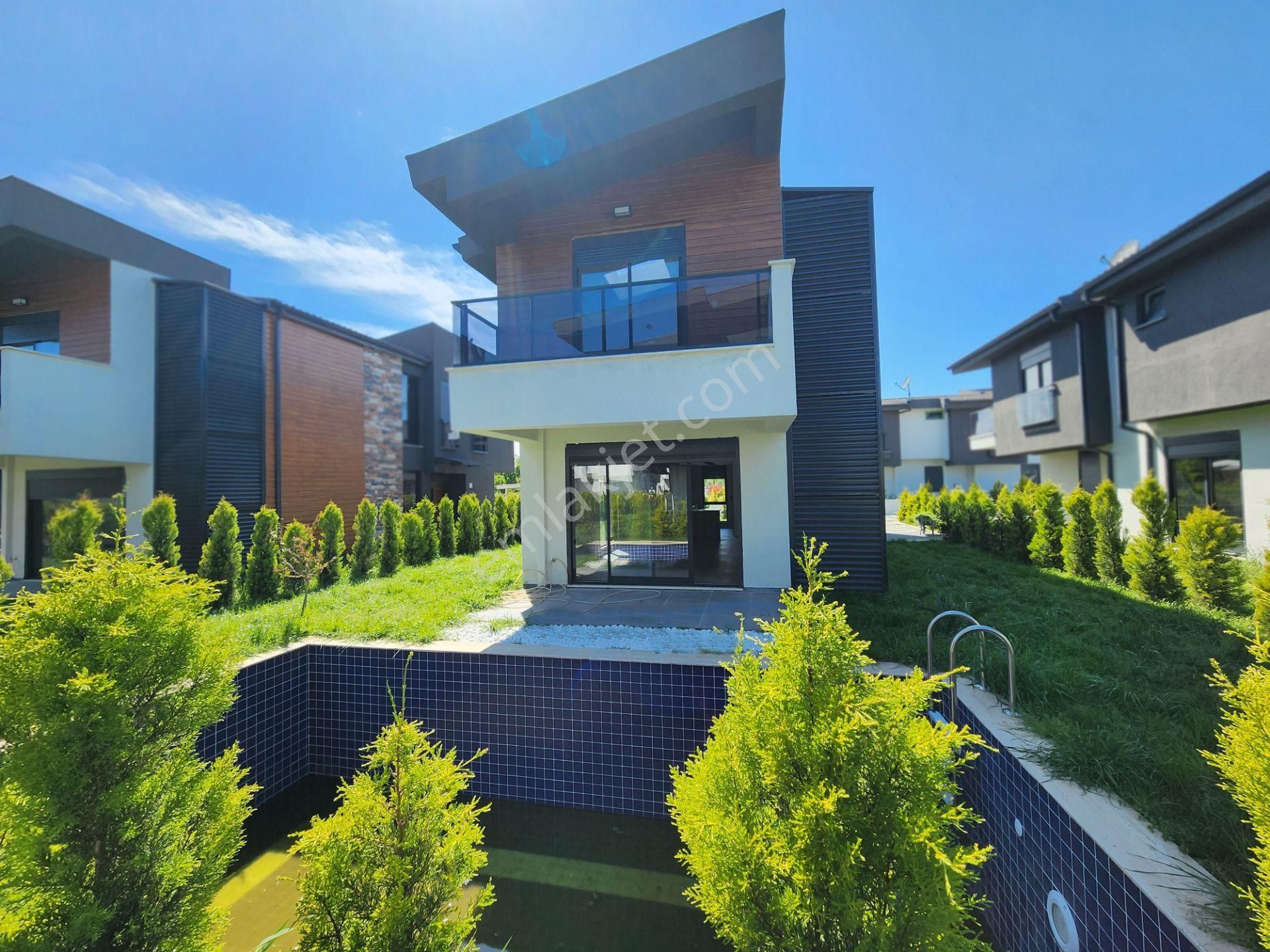 Manavgat Evrenseki Mah Satılık Villa