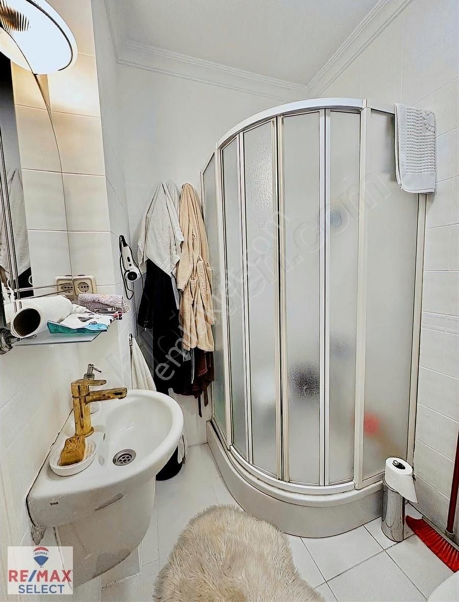 Florya Üstündağ Evlerinde 2000 Yapımı 4+1 Satılık Ara Kat Daire - Görsel 3