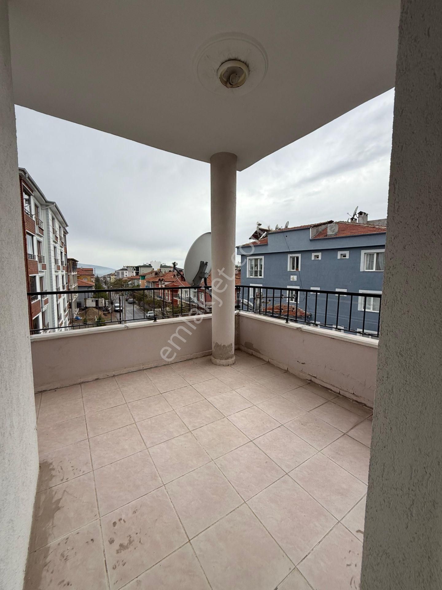 Öz Gaye Emlaktan Develi Yeni Mahallede Satılık Daire - Görsel 3