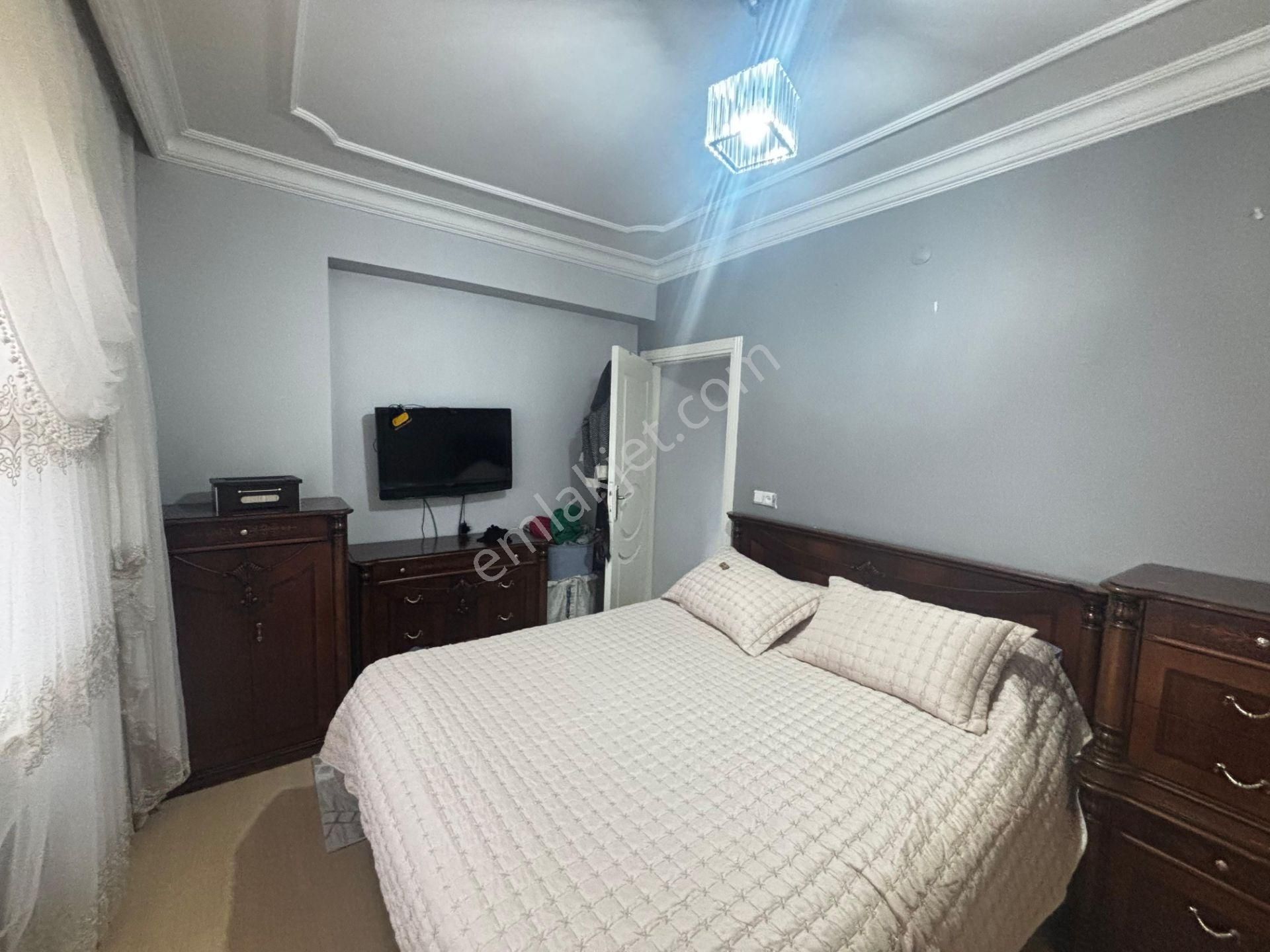 Göletli Park Yanı 2+1 Yüksek Giriş