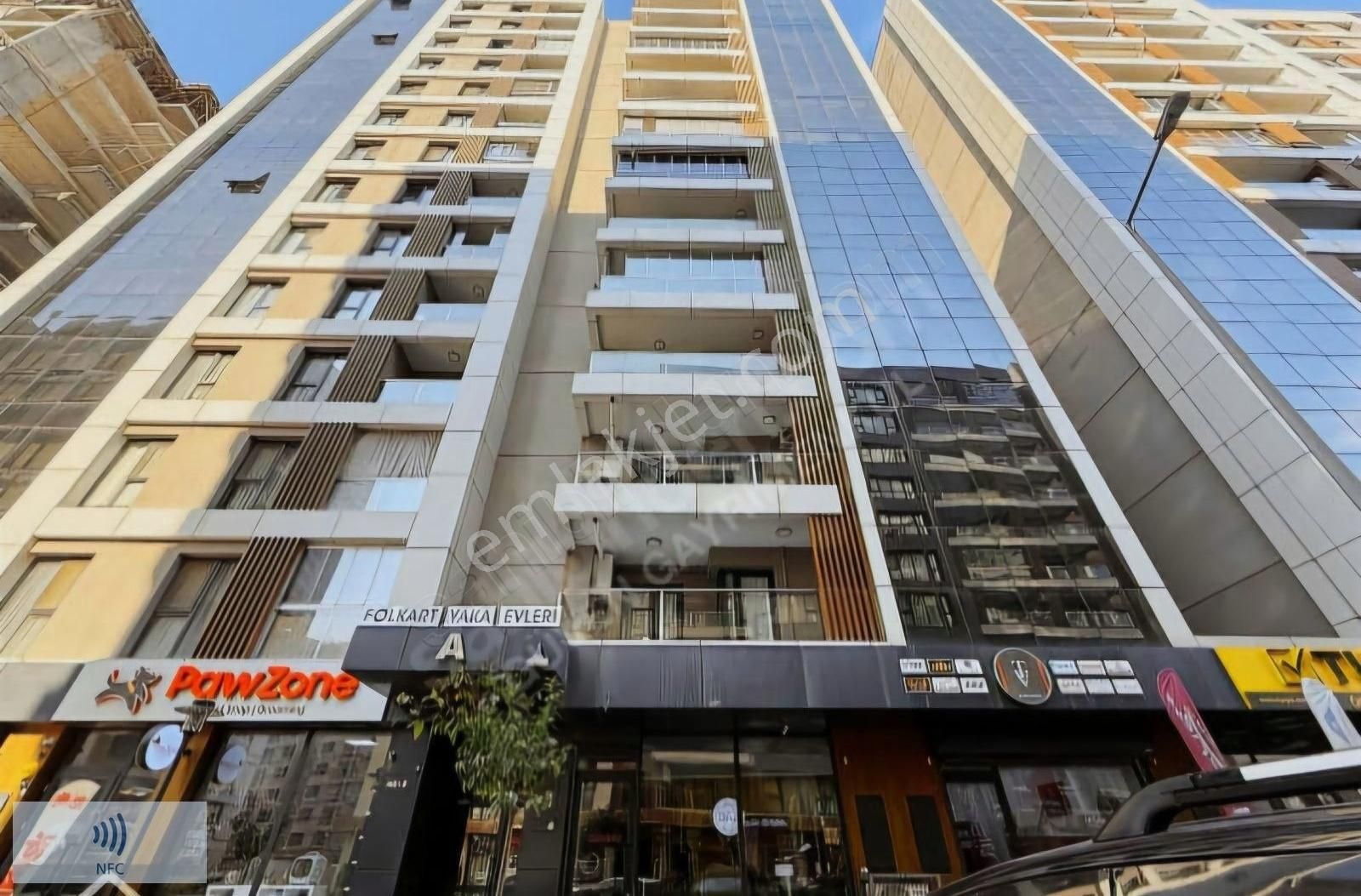 Folkartyaka Evleri'nde Kiralık Dükkan