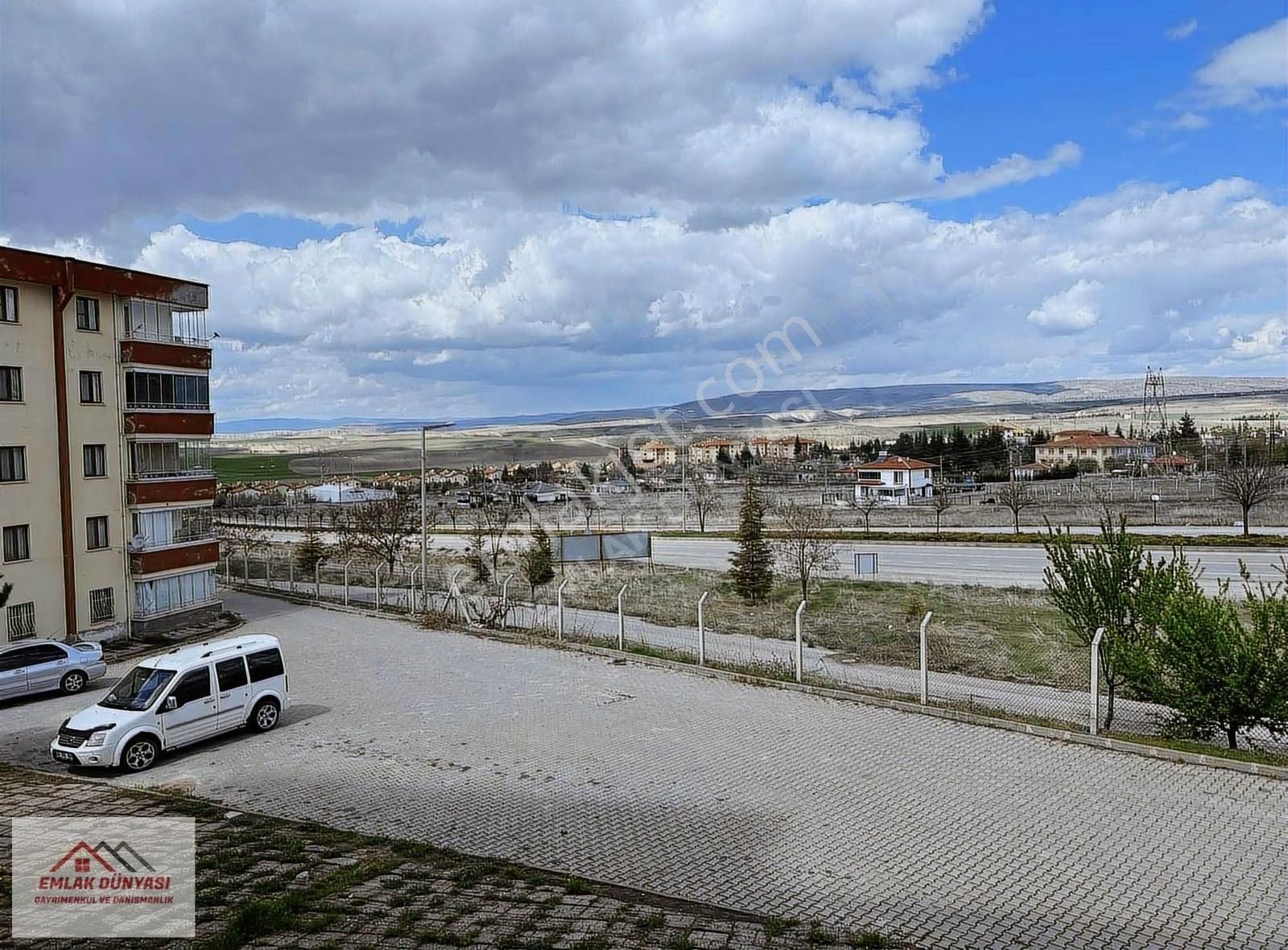 Ayaş Fatih Sitesinde Muhteşem Konumda Satılık 3+1 Daire