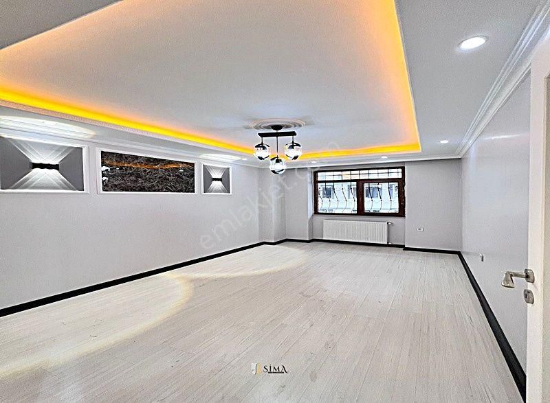 Talatpaşa Mah Emsallerinden Uygun Acil Satılık Caddeye Yakın 2+1 Geniş Daire