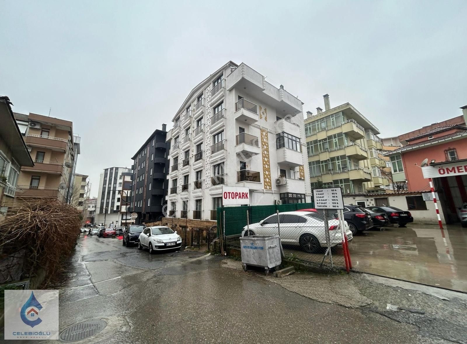 Gebze Hacıhalil Mahallesinde Merkezde Satılık 2+1 Daire 80 M²