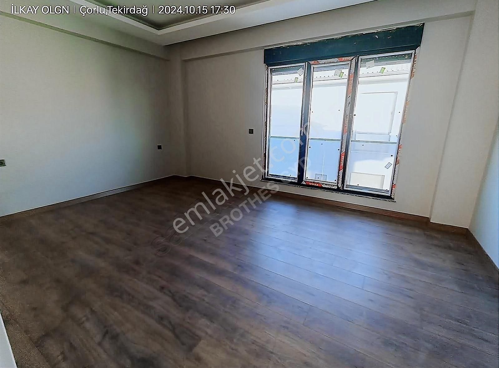 Brothersdan Önerlerde 310m2 5+1 İskanlı Satılık Sıfır Villa - Görsel 8