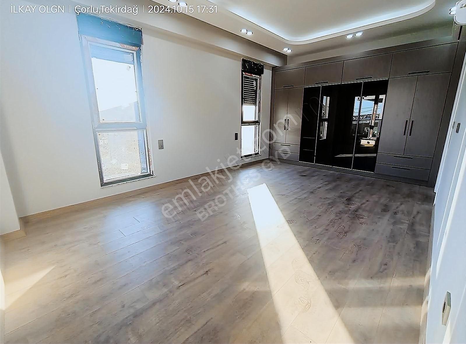 Brothersdan Önerlerde 310m2 5+1 İskanlı Satılık Sıfır Villa - Görsel 4