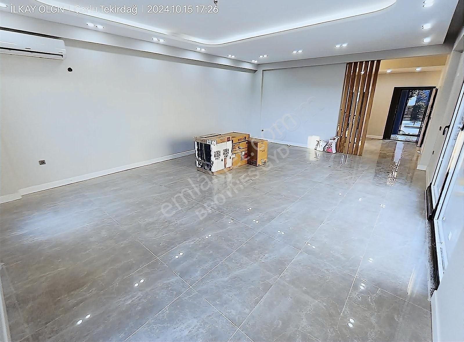 Brothersdan Önerlerde 310m2 5+1 İskanlı Satılık Sıfır Villa - Görsel 3