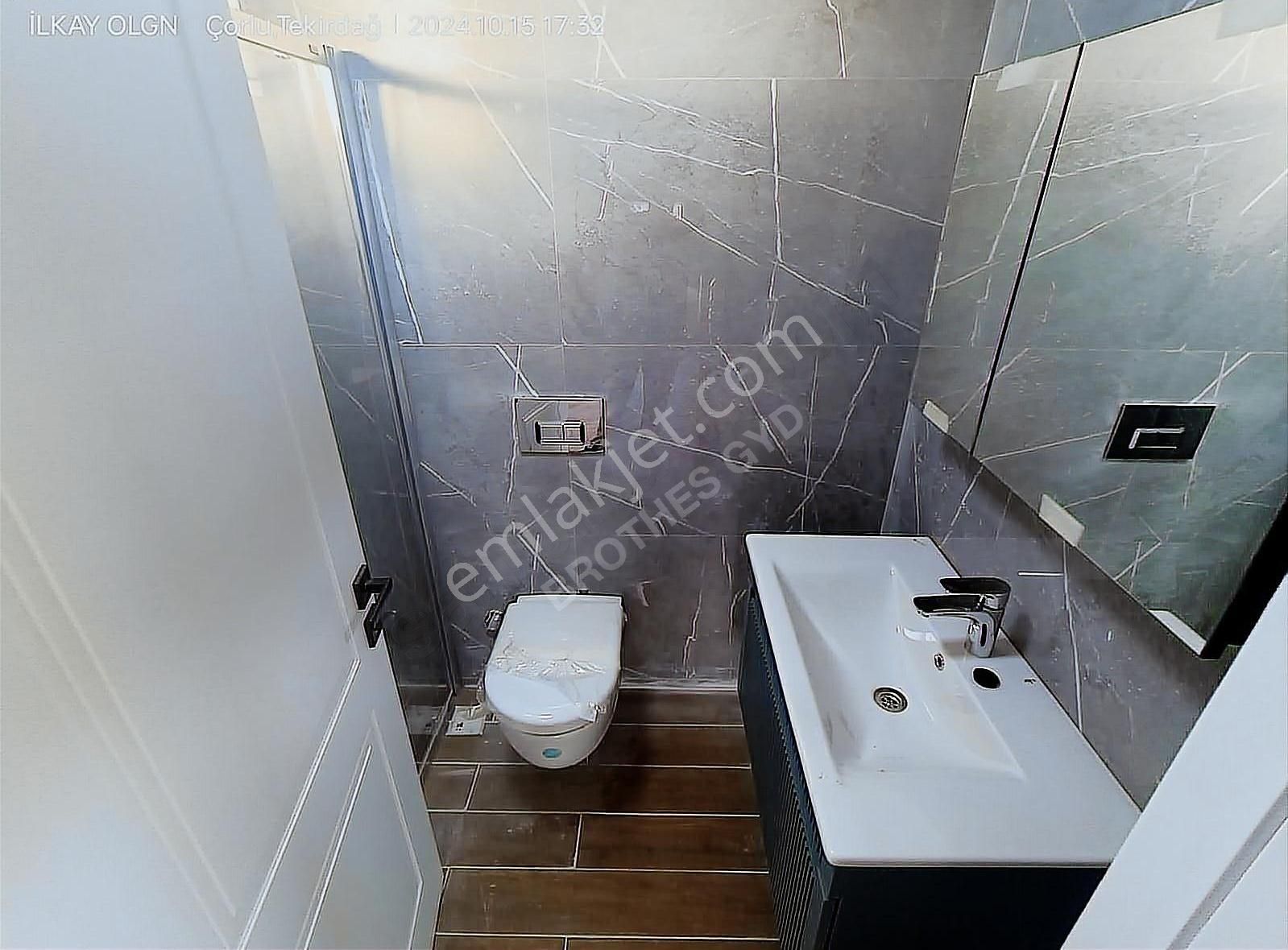 Brothersdan Önerlerde 310m2 5+1 İskanlı Satılık Sıfır Villa - Görsel 31