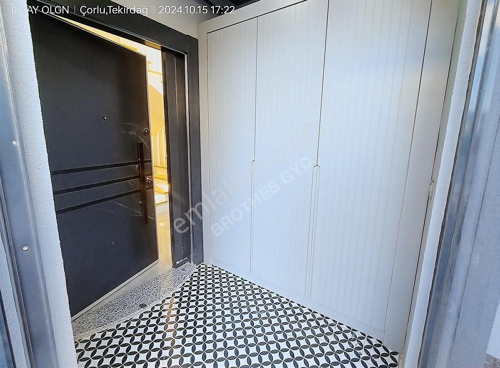 Brothersdan Önerlerde 310m2 5+1 İskanlı Satılık Sıfır Villa - Görsel 12